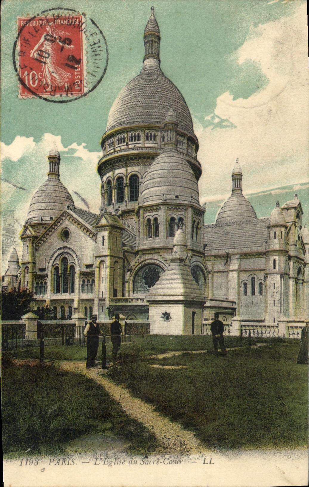 CPA Paris l'eglise du Sacre Coeur 