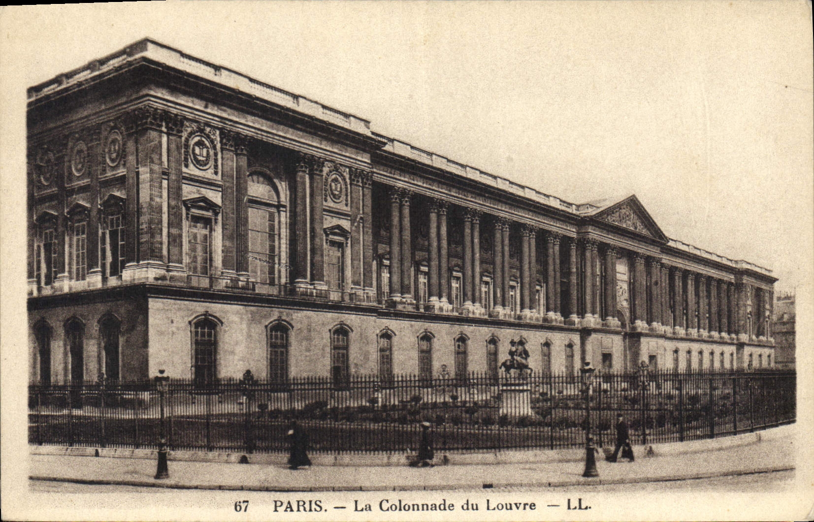 CPA Paris la Colonnade du Louvre 