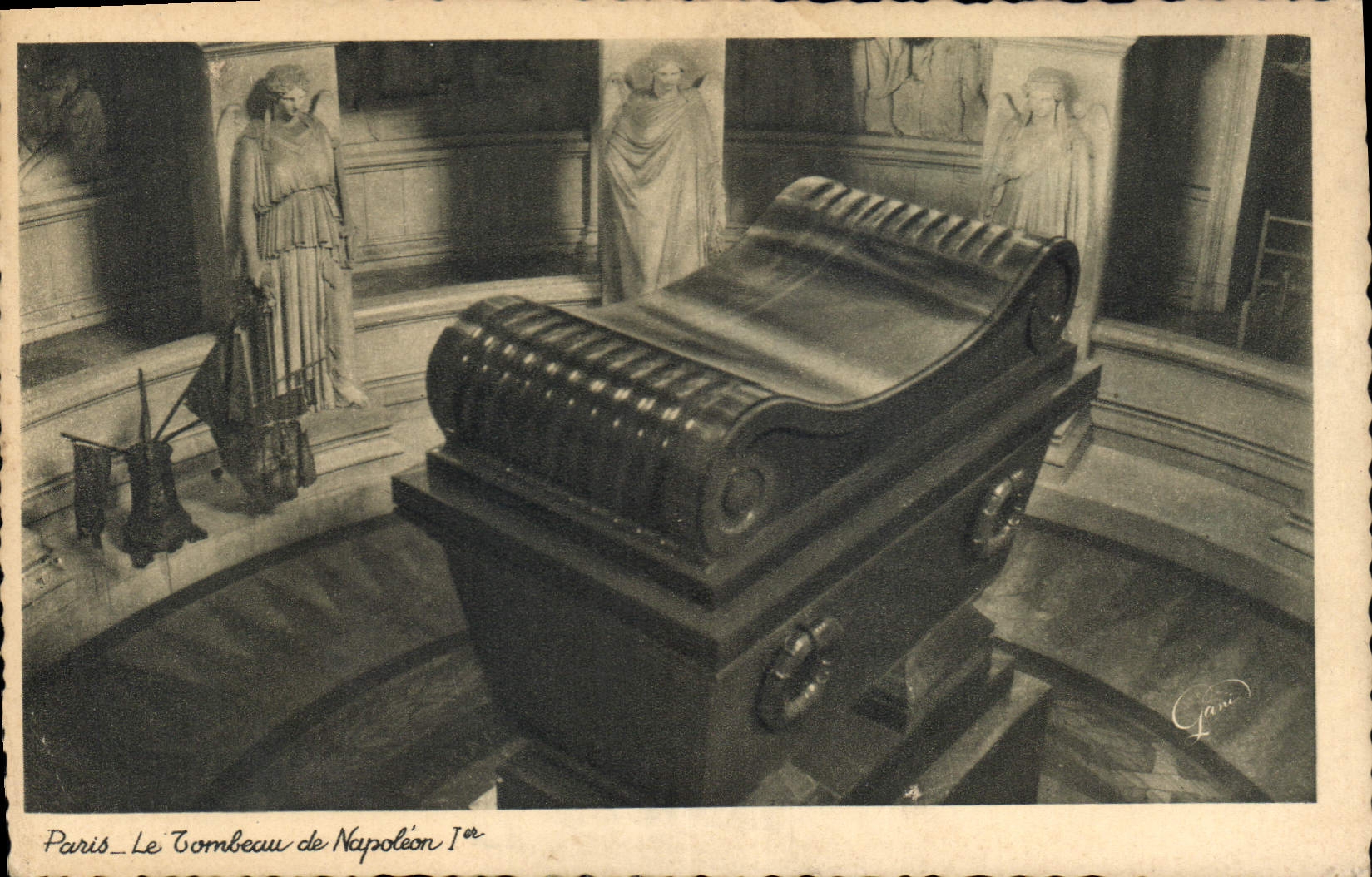 CPA Paris le Tombeau de Napoleon Ier