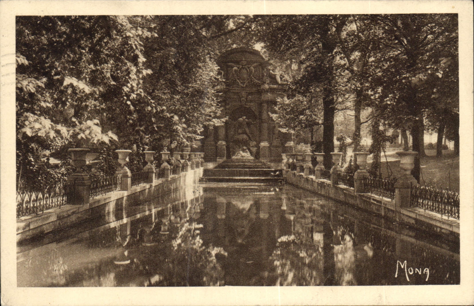 CPA Les petits Tableaux de Paris la Fontaine Medicis l'un des plus jolis coins du Jardin du Luxembou