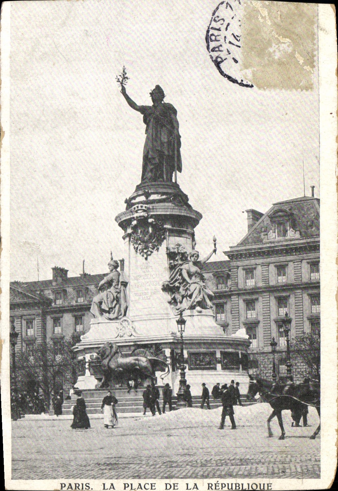 CPA Paris la Place de la republique 