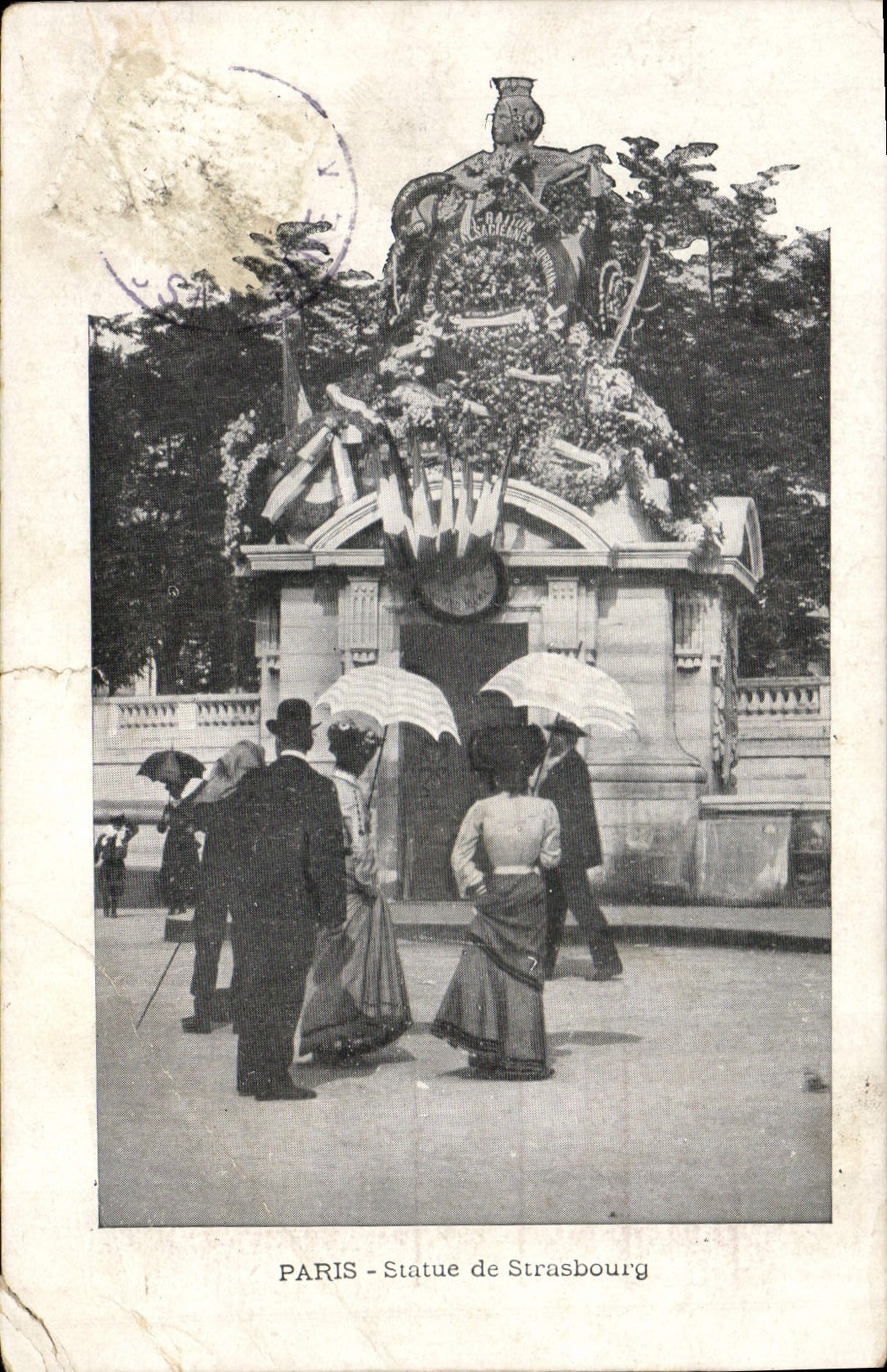 CPA Paris Statue de Strasbourg 