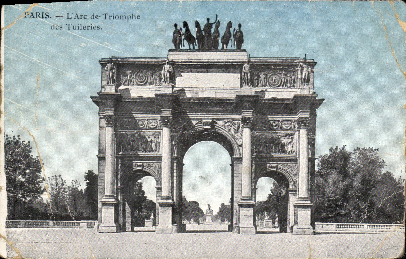 CPA Paris l'Arc de Triomphe des Tuileries 