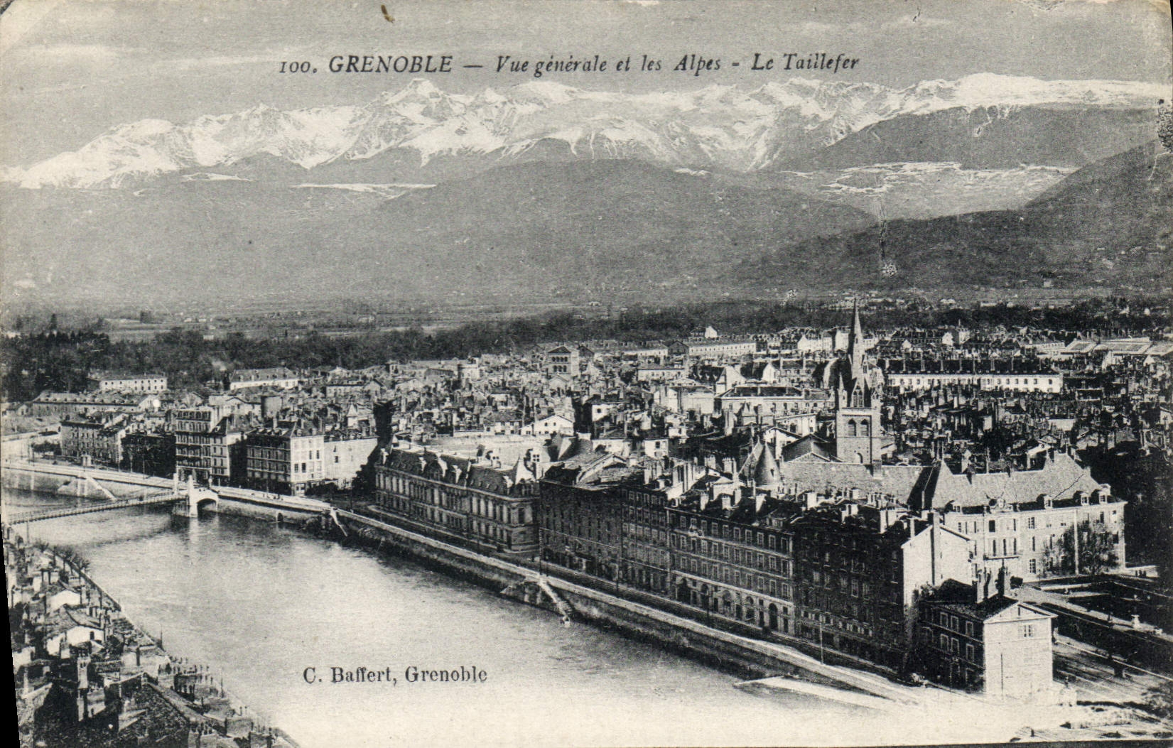 CPA Grenoble vue generale et les Alpes le Tuillefer 