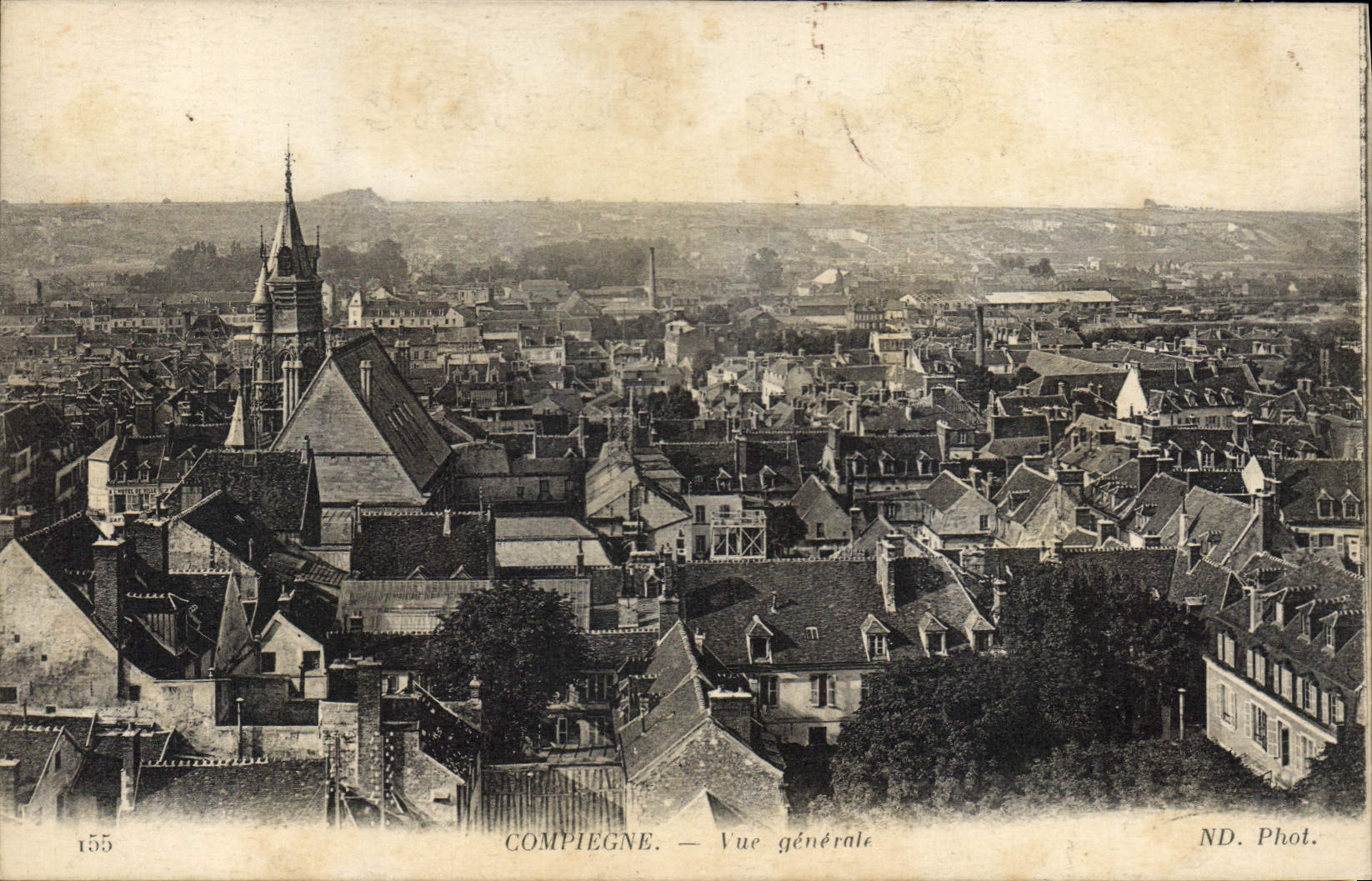 CPA Compiegne vue generale 