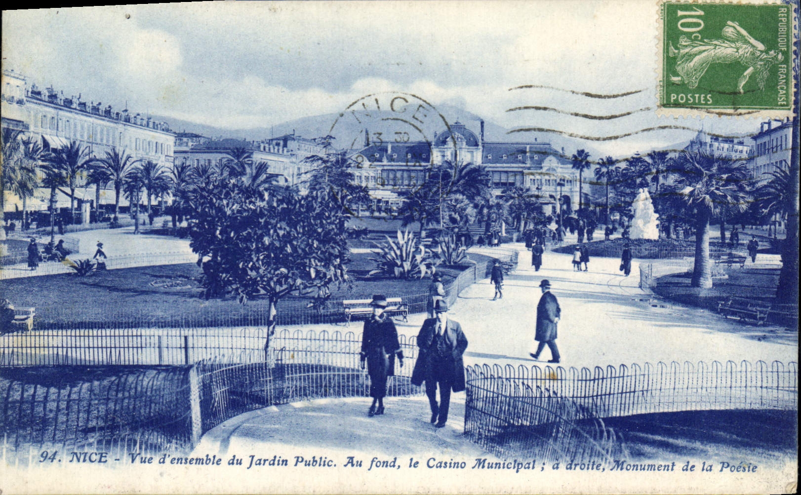 CPA Nice vue d'ensemble du Jardin Public Au fond le Casino Municipal a droit Monument de la Poesie