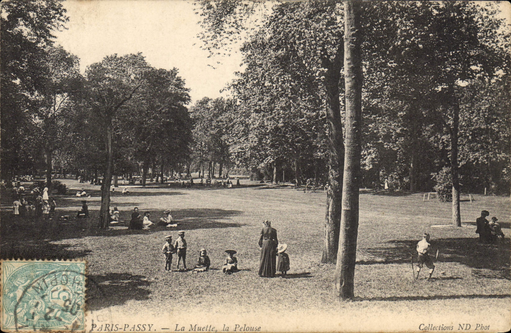 CPA Paris Passy la Muette le Pelouse