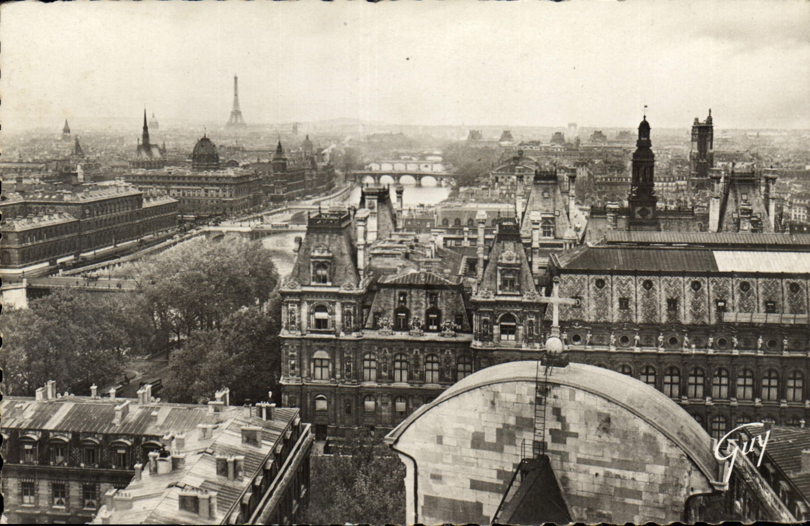 CPA Paris et ses Merveilles Perspective des Sept Ponts Tour Eiffel