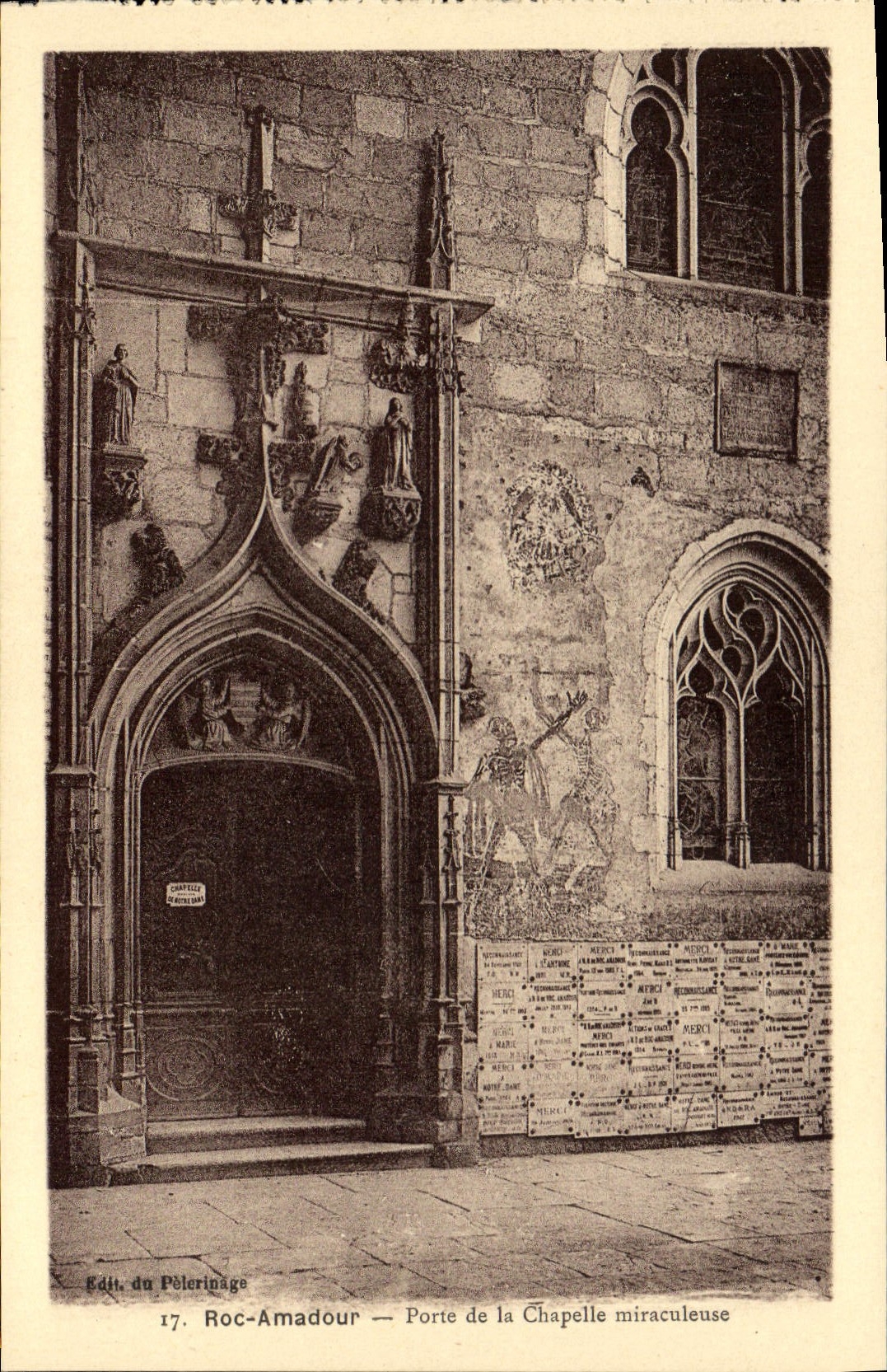CPA Roc Amadour Porte de la Chapelle Miraculeuse 