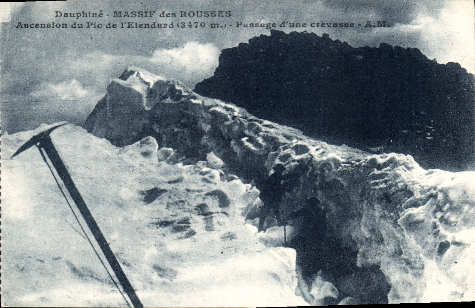 CPA Dauphine Massif des Rousses Ascenalon du Pic de l'Etendard Passage d'une crevasse 