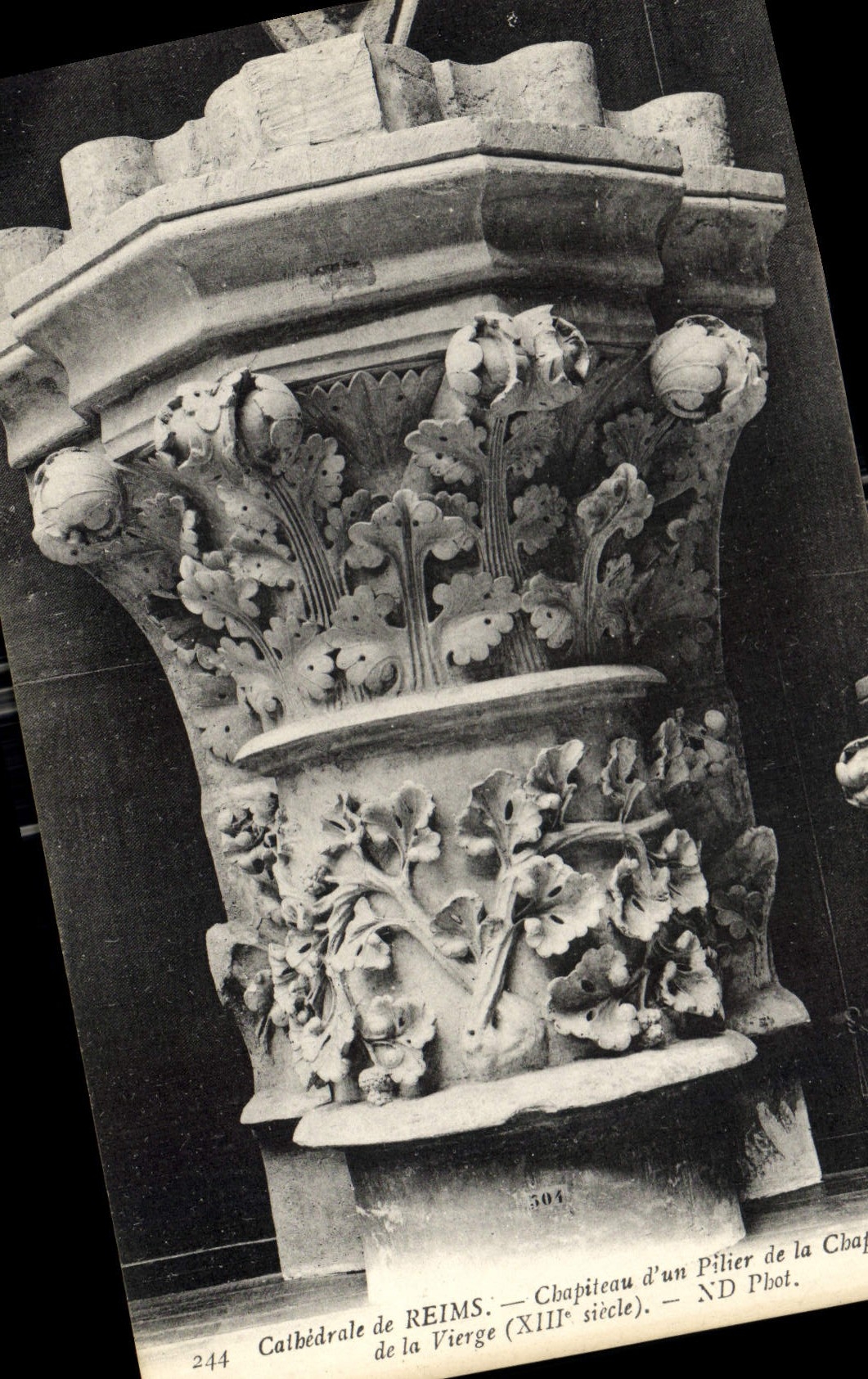 CPA Cathedrale de Reims Chapiteau d'un Pilier de la Chapelle de la Vierge 