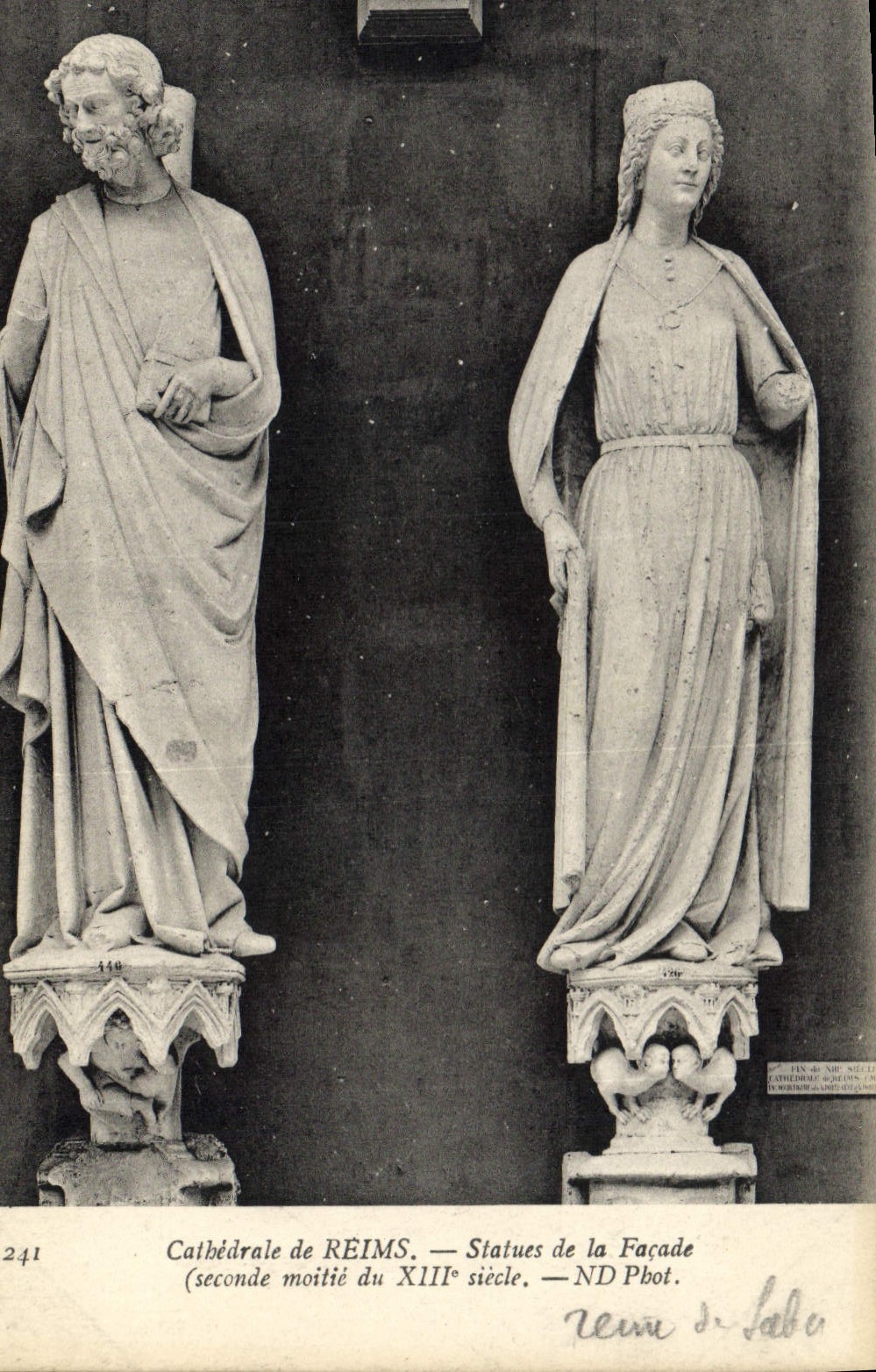 CPA Cathedrale de Reims Statues de la Facade