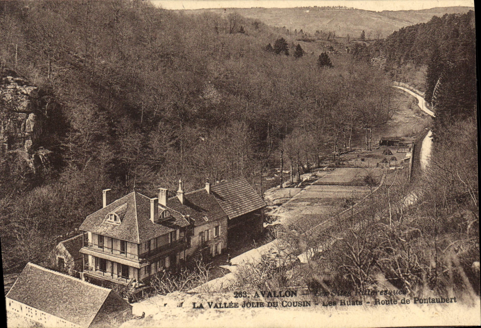 CPA Avallon La Vallee Jolie du Cousin Route de Pontaubert 