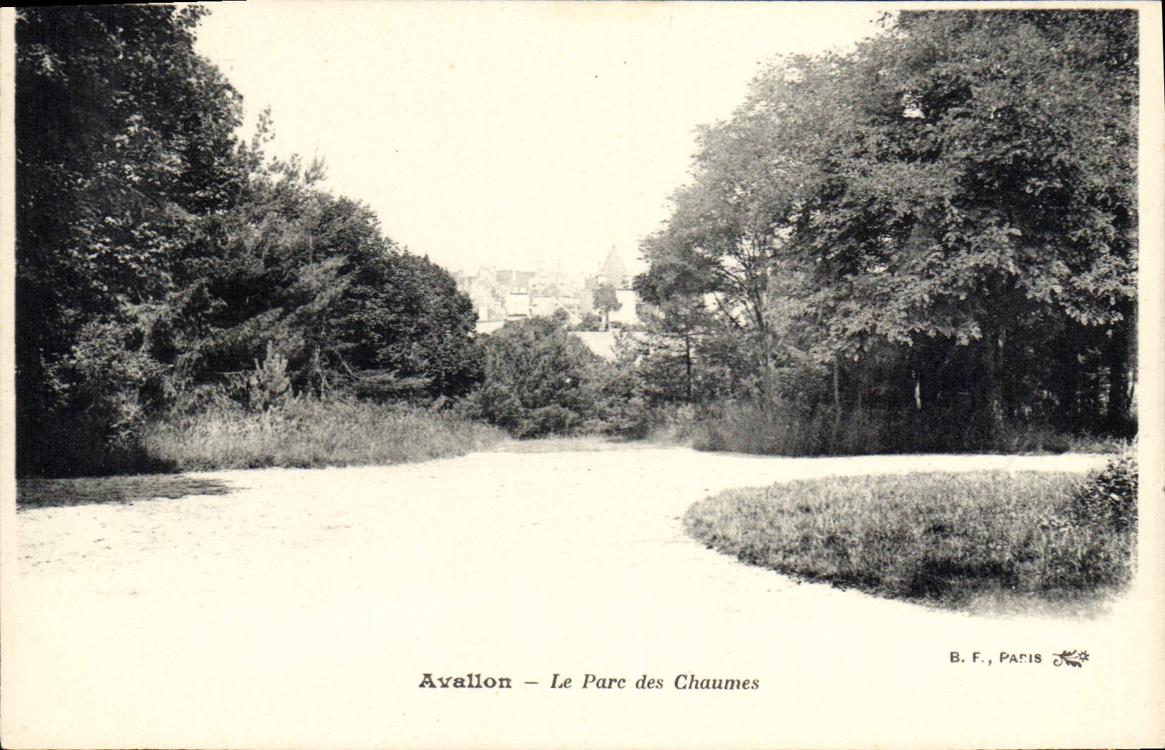 CPA Avallon Le Parc des Chaumes 