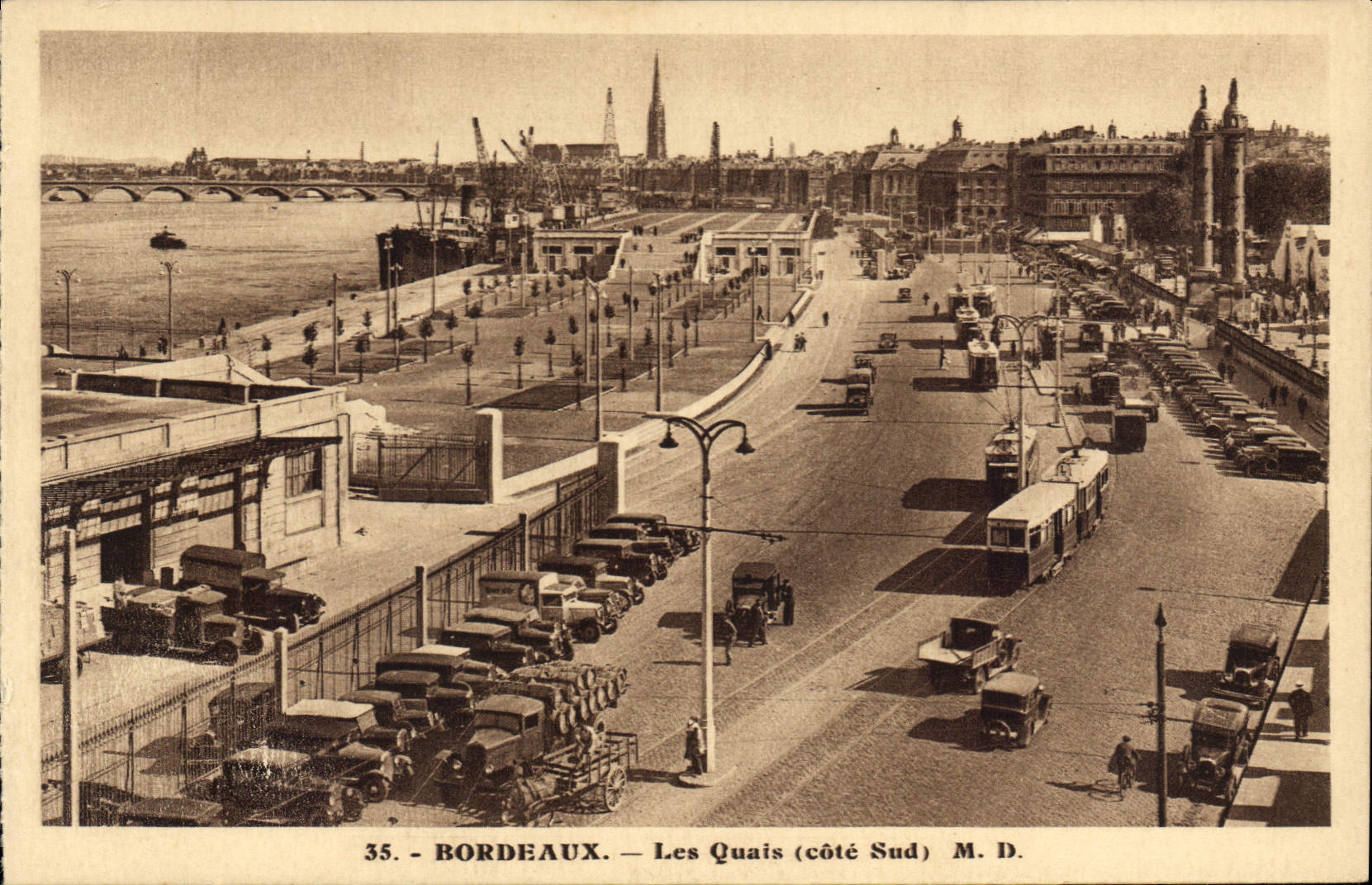CPA Bordeaux Les Quais cote Sud 