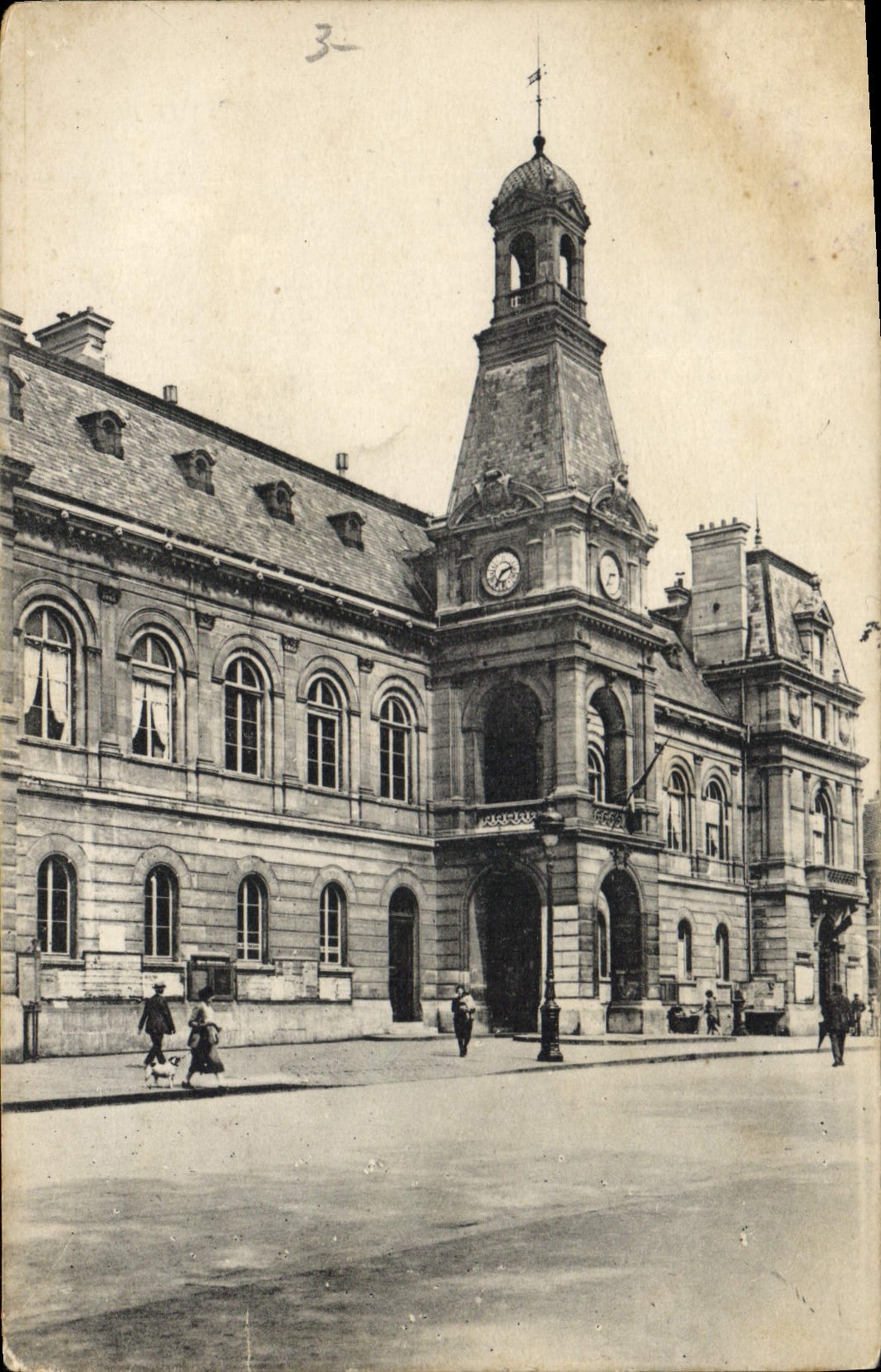CPA Paris Mairie du XIV Place de Montrouge
