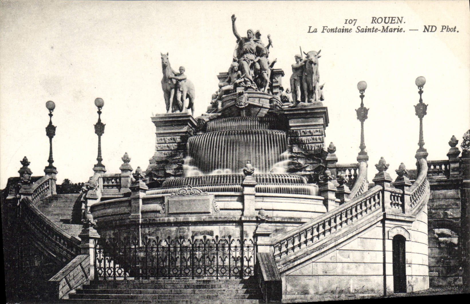 CPA Rouen La Fontaine Sainte Marie 