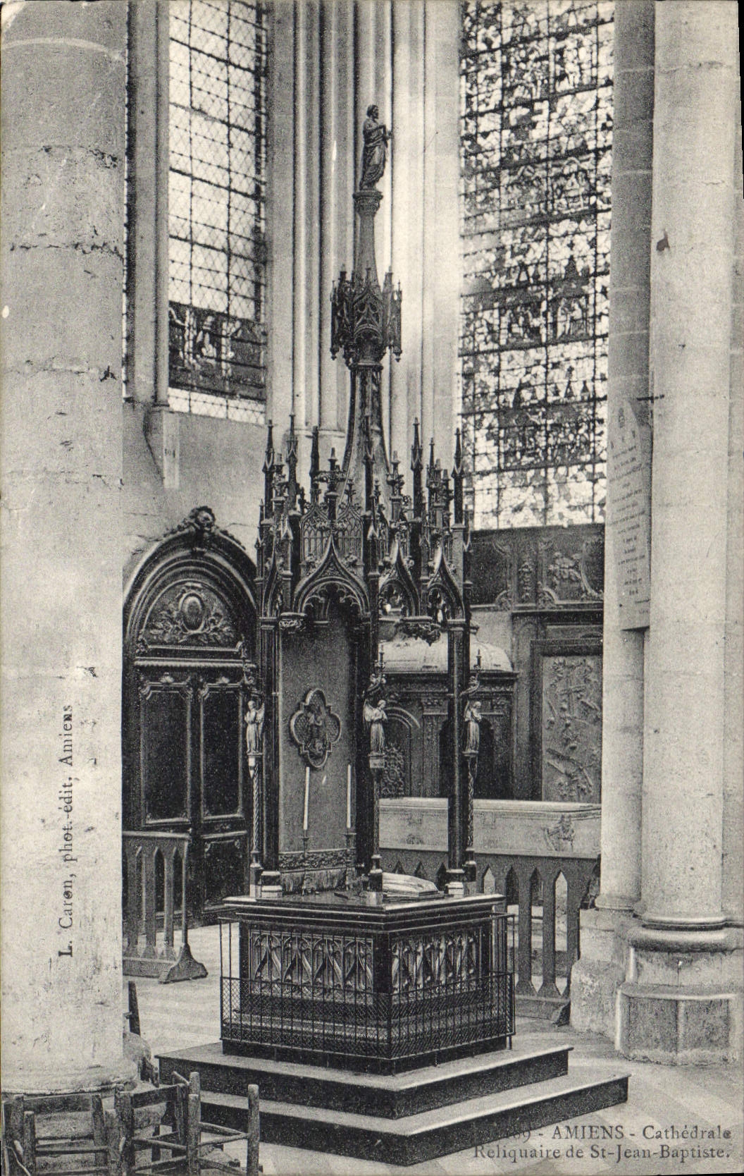 CPA Amiens Cathedrale Reliquaires de St Jean Baptiste 