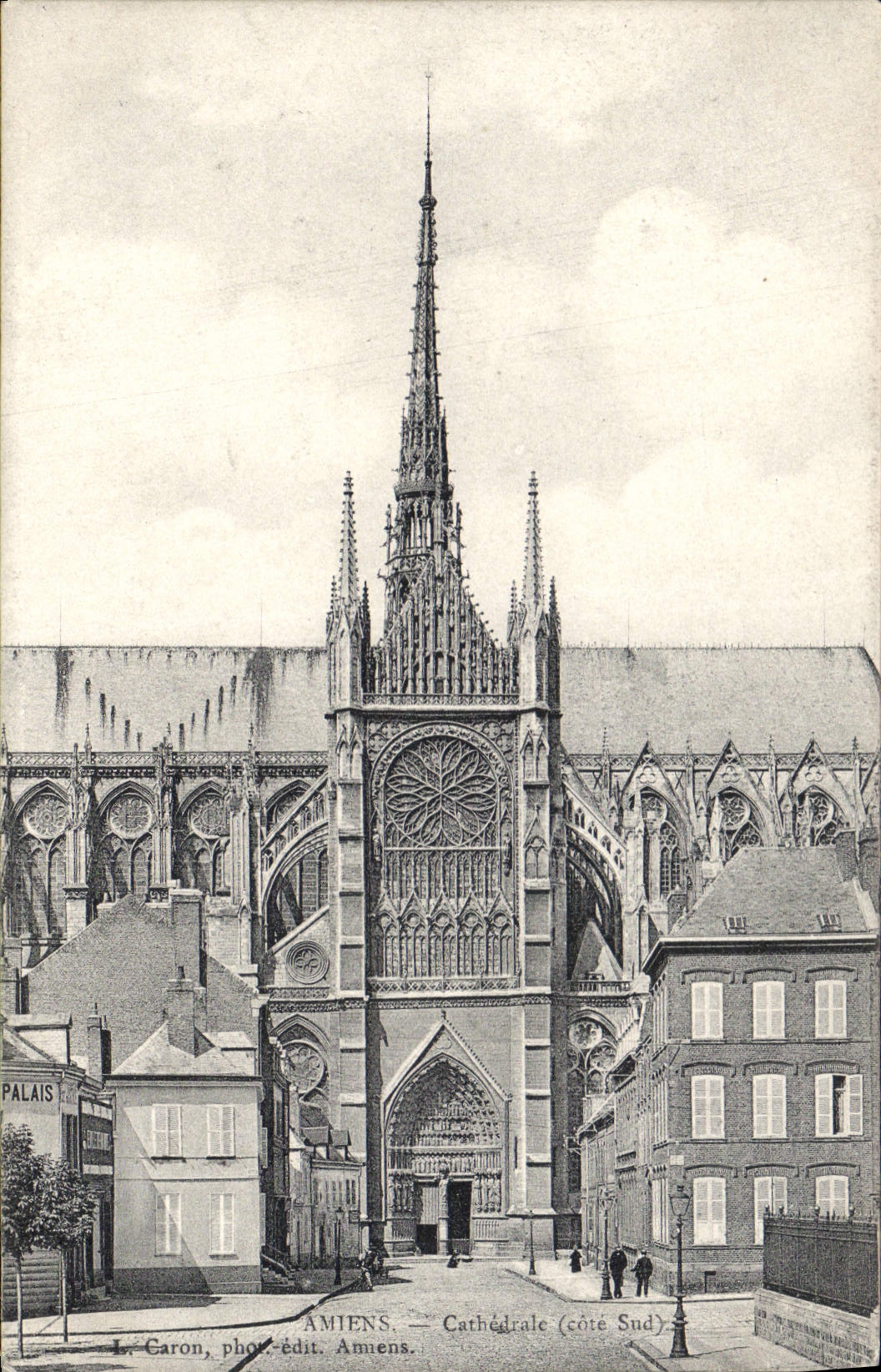 CPA Amiens Cathedrale cote Sud 