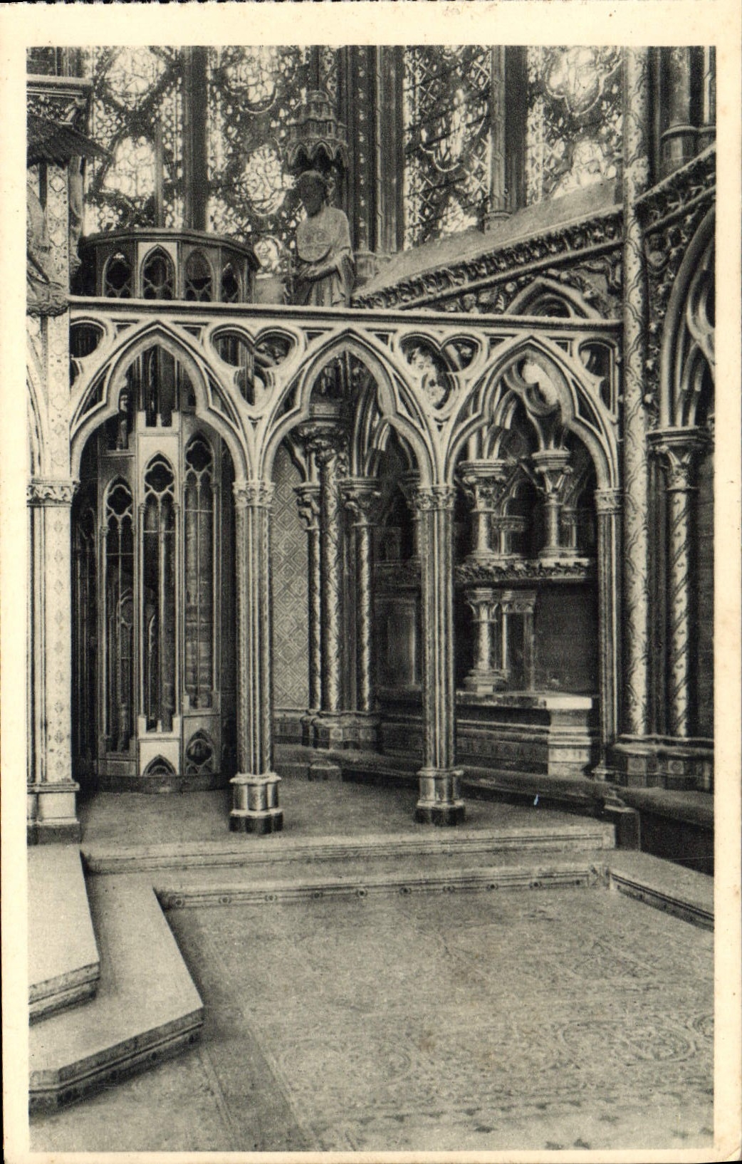 CPA Paris La Sainte Chapelle Chapelle haute La Piscine 