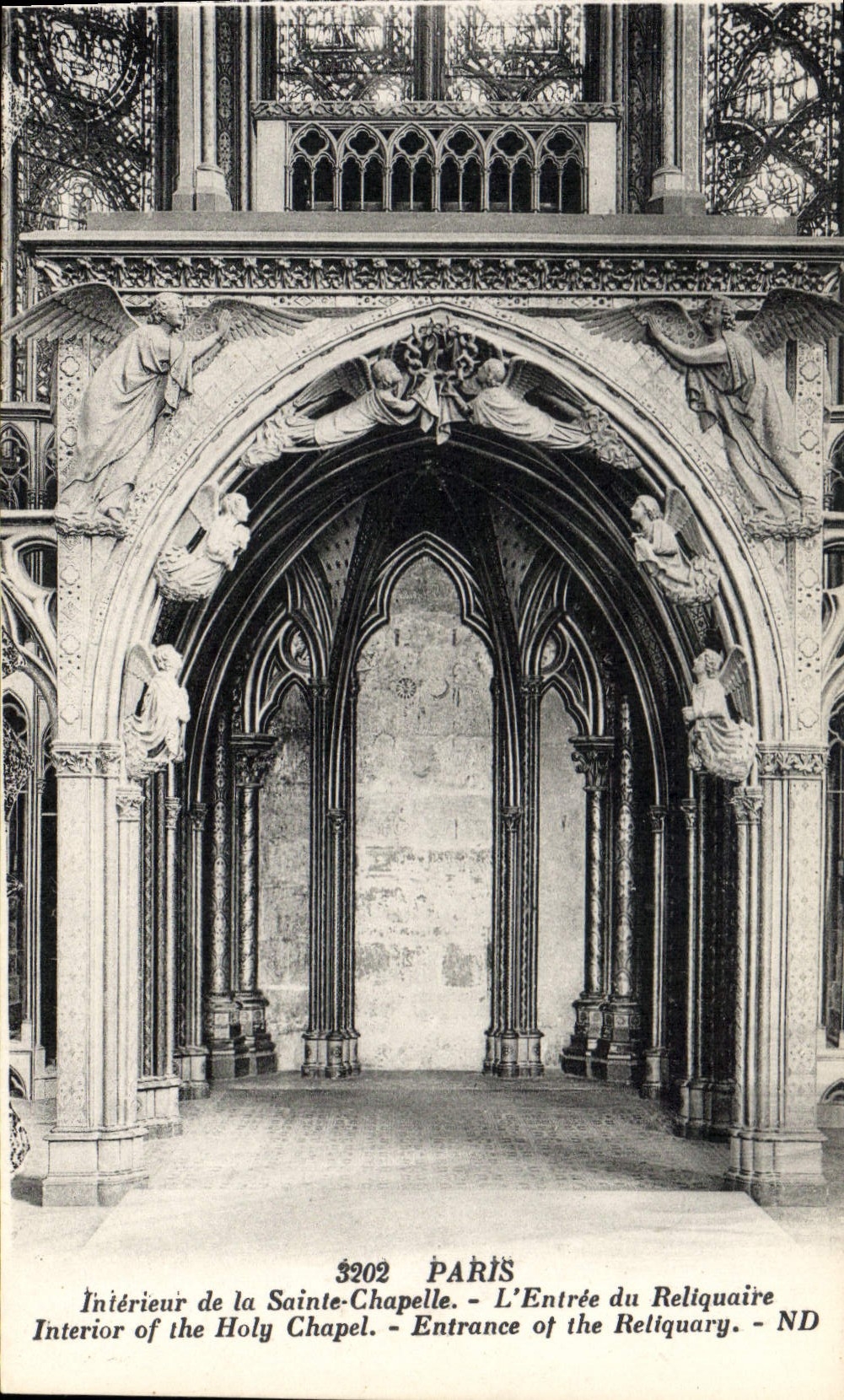 CPA Paris Interieur de la Sainte Chapelle L'Entree du Reliquaire 