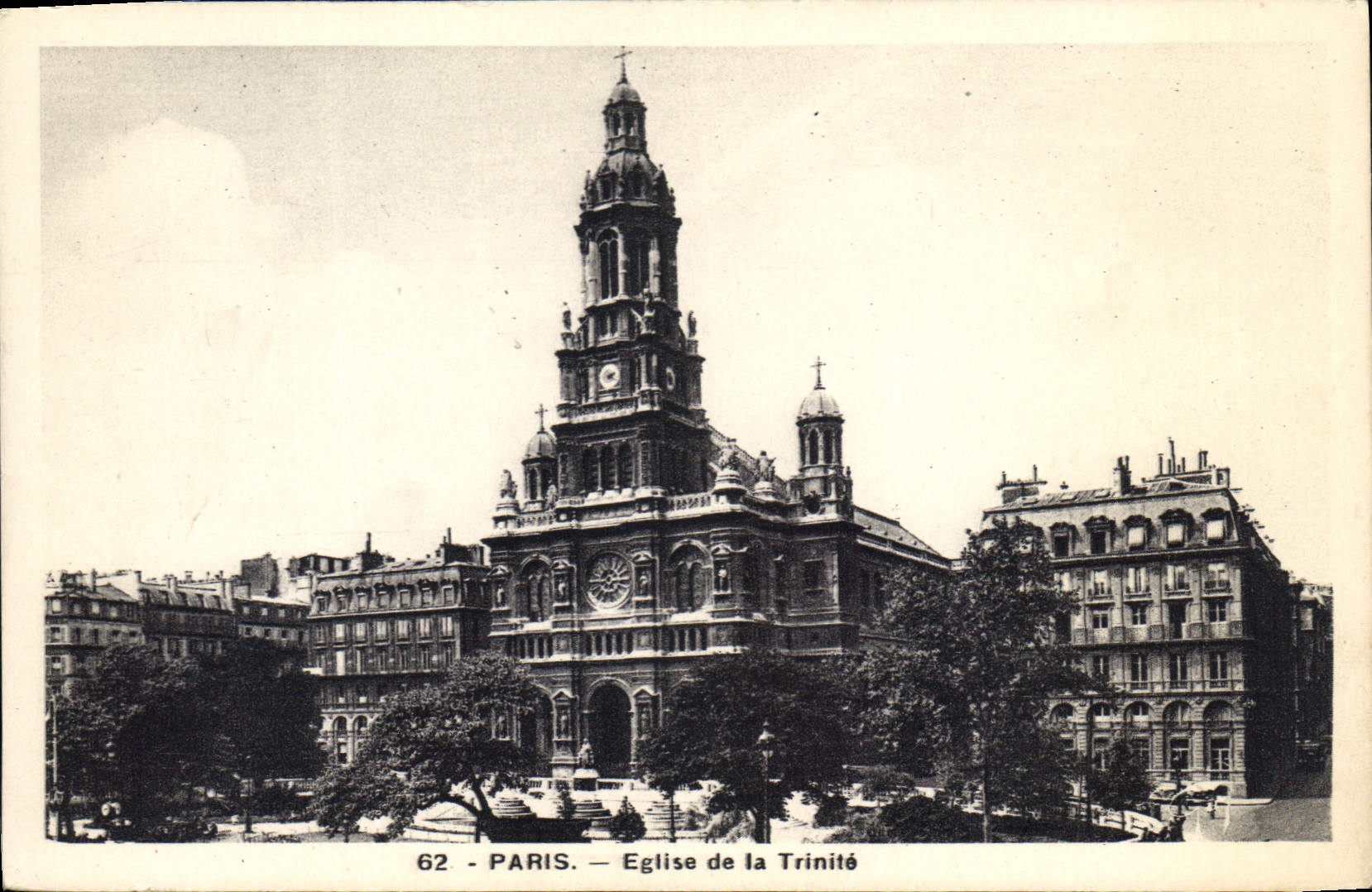 CPA Paris Eglise de la Trinite 