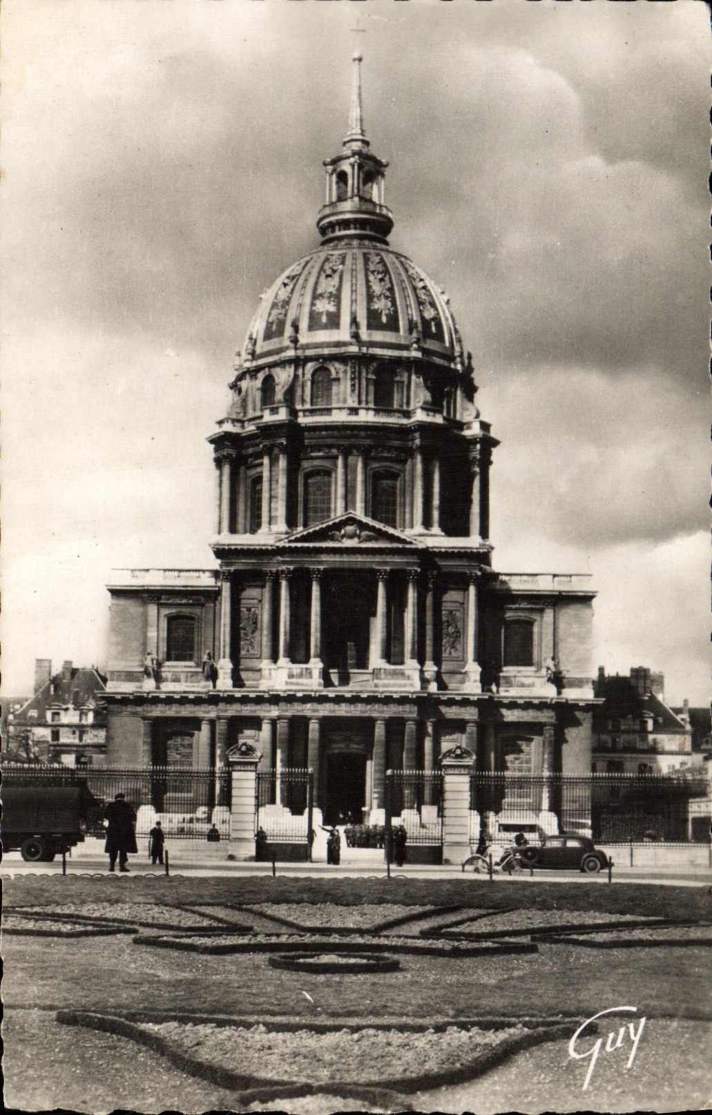 CPA Paris Les Invalides 