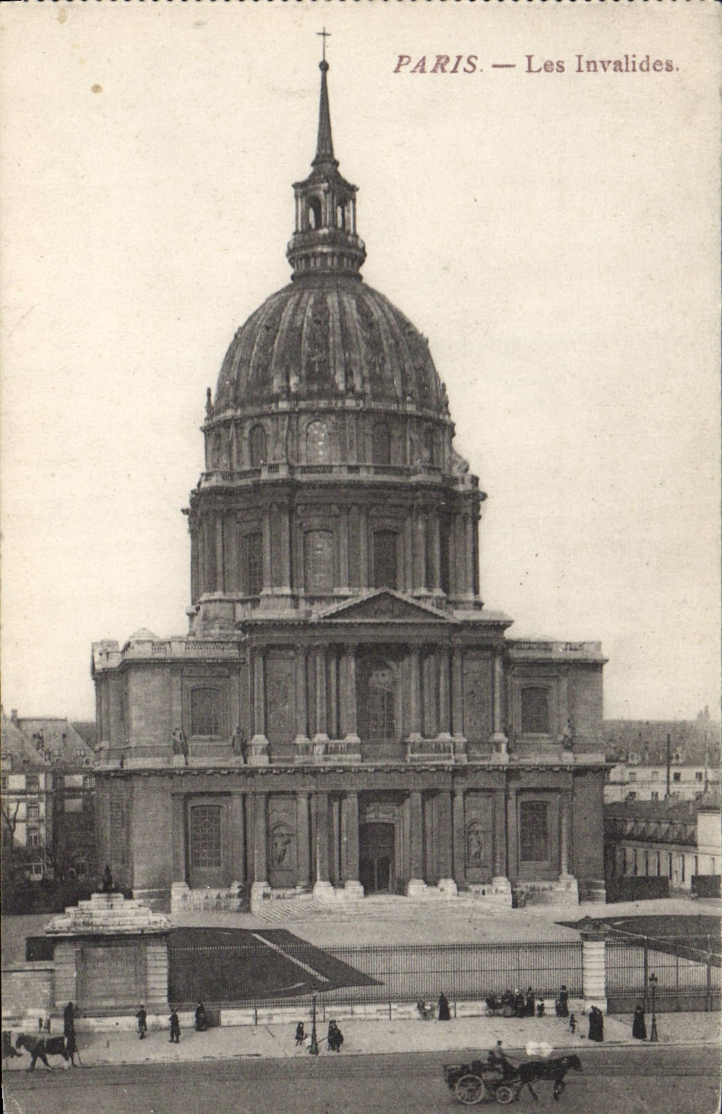 CPA Paris Les Invalides 