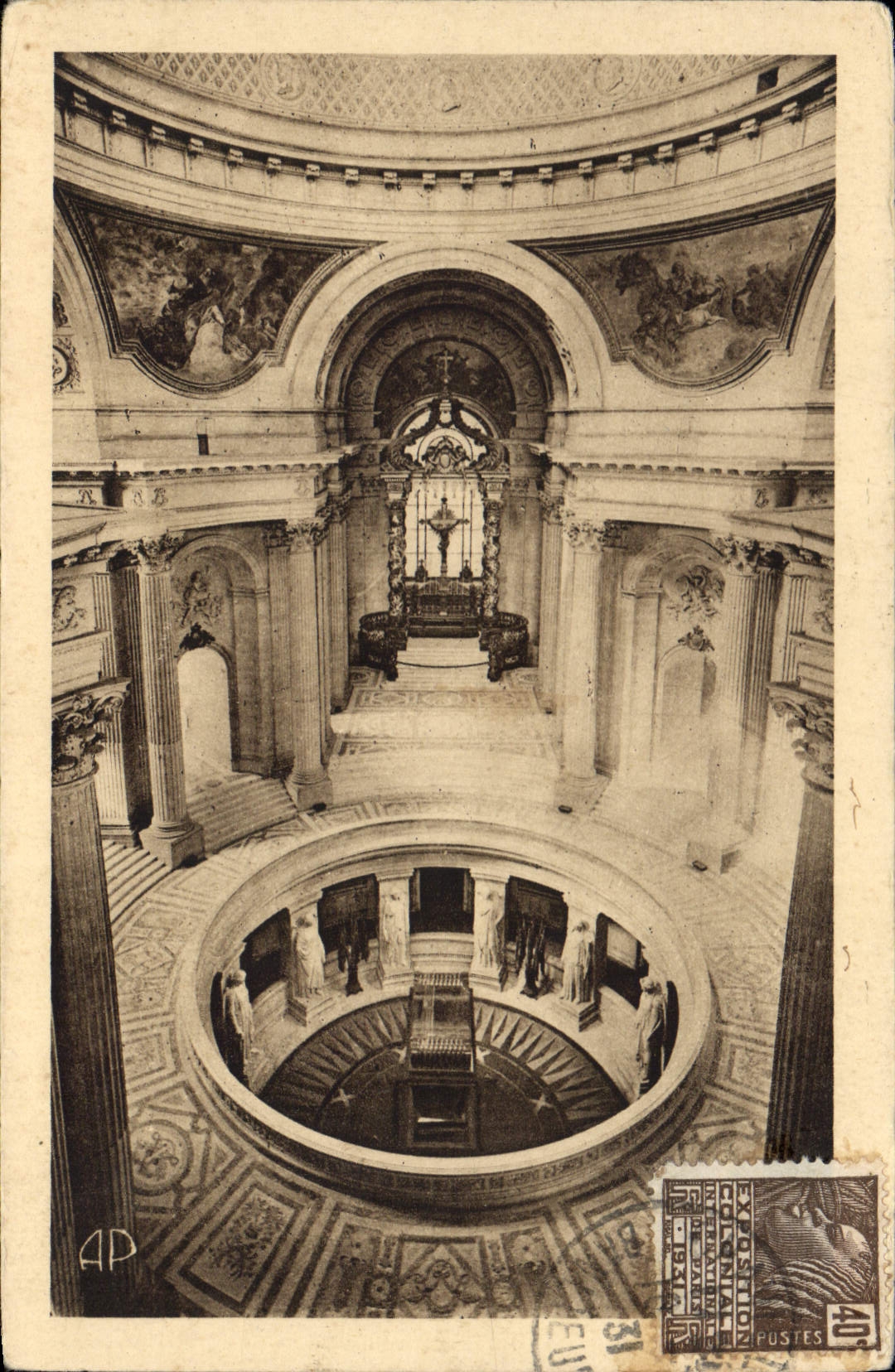 CPA Paris Hotel des Invalides La Chapelle et le Tombeau de Napoleon I 