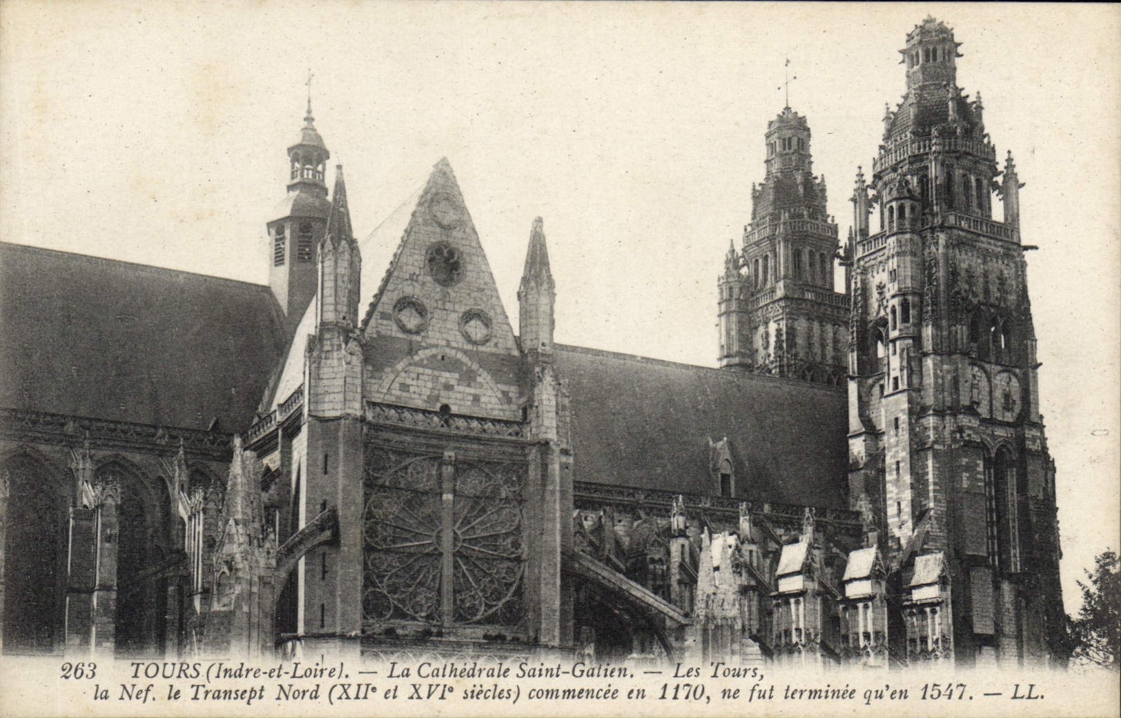 CPA Tours Indre et Loire La CathedraleSaint Galien Les Tours 