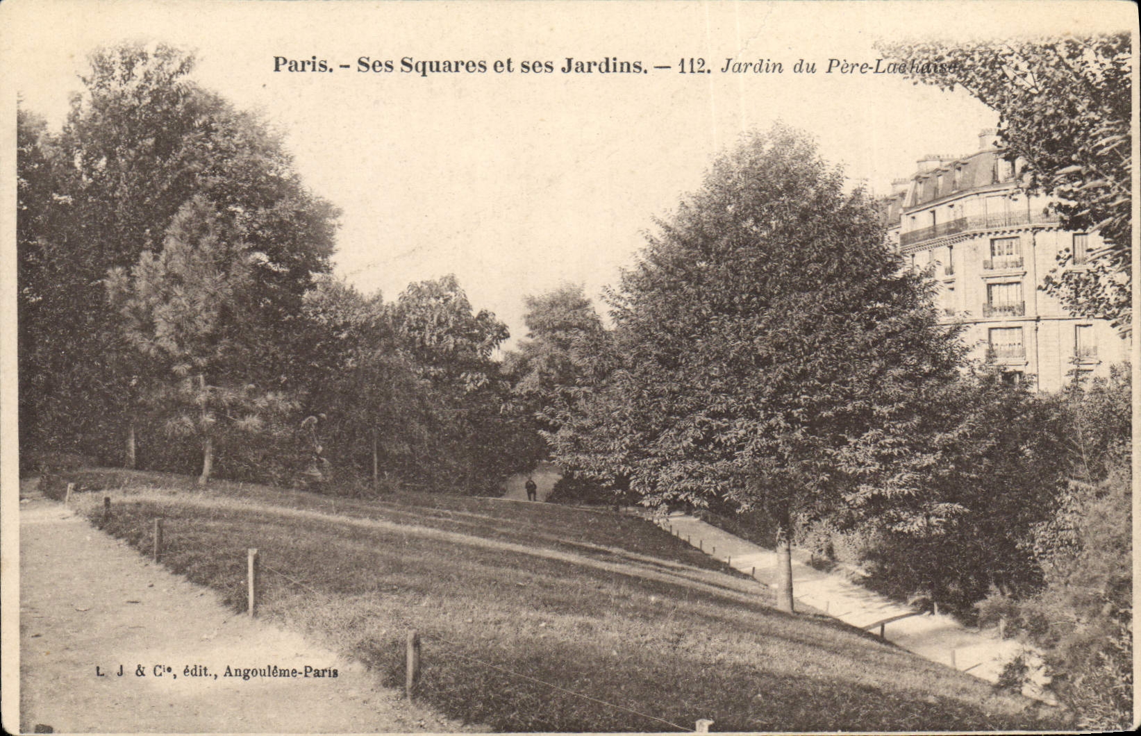 CPA Paris Ses Squares et ses Jardins Jardin du Pere Lachaise