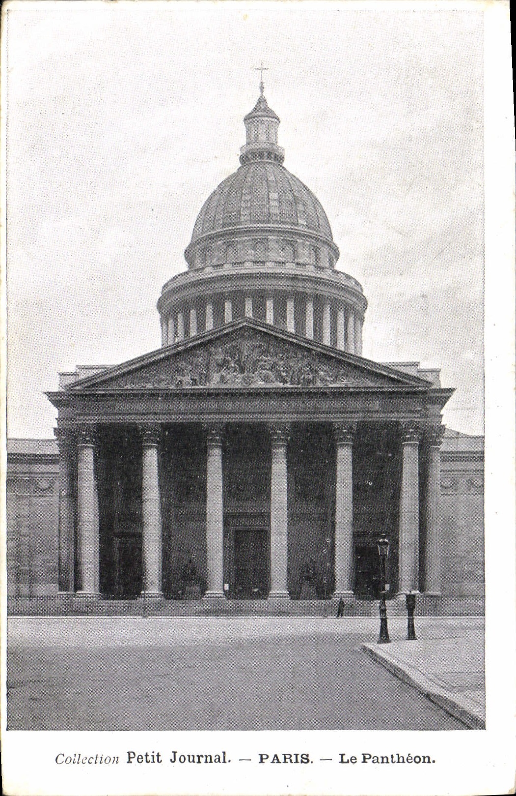 CPA Paris Le Pantheon 