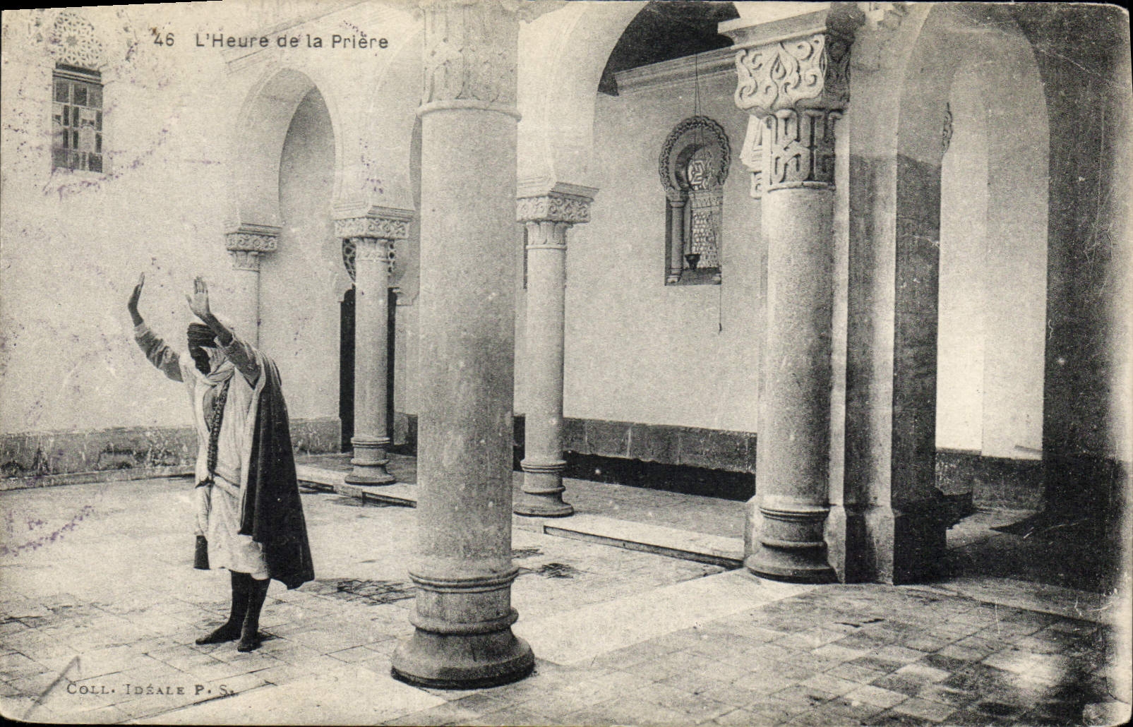 CPA L'Heure de la Priere 