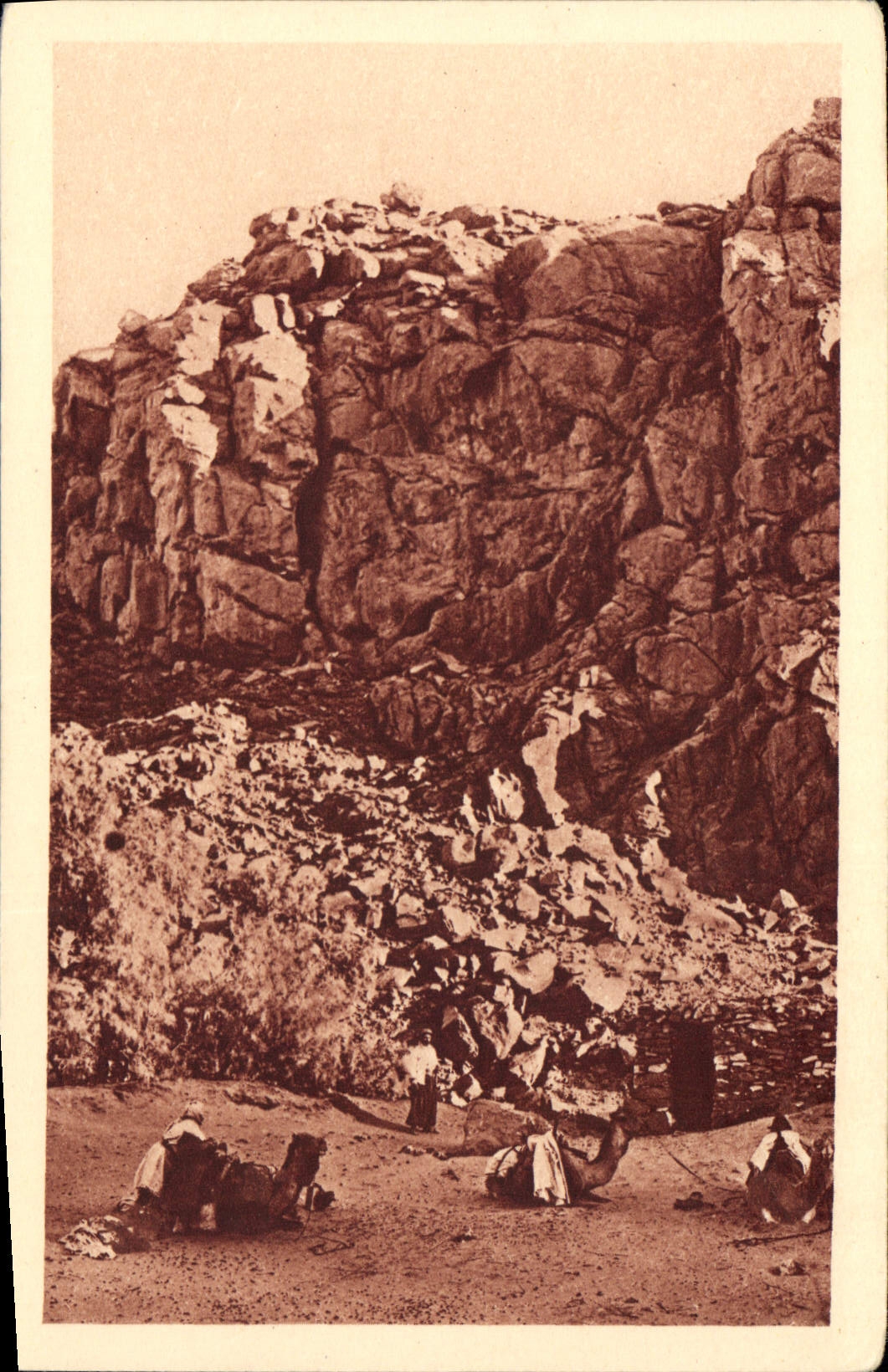 CPA L'Algerie Terre accueillants aux sites inoubliables au climat ideal 