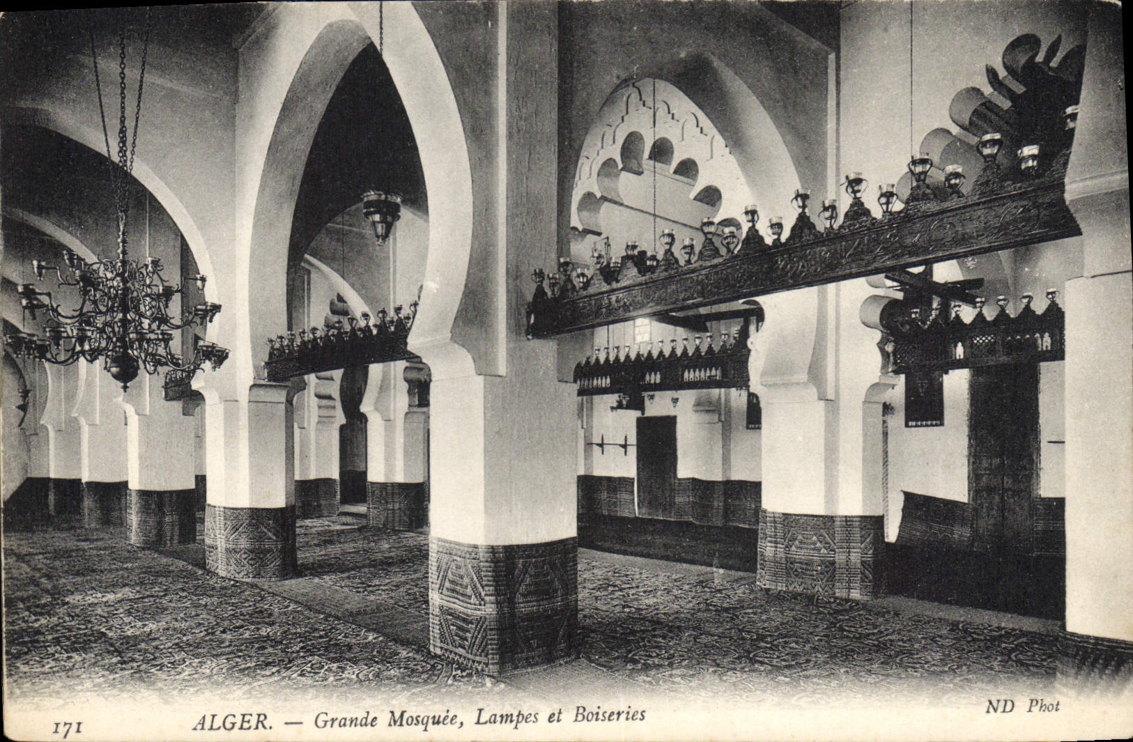 CPA Alger Grande Mosquee Lampes et Boiseries 