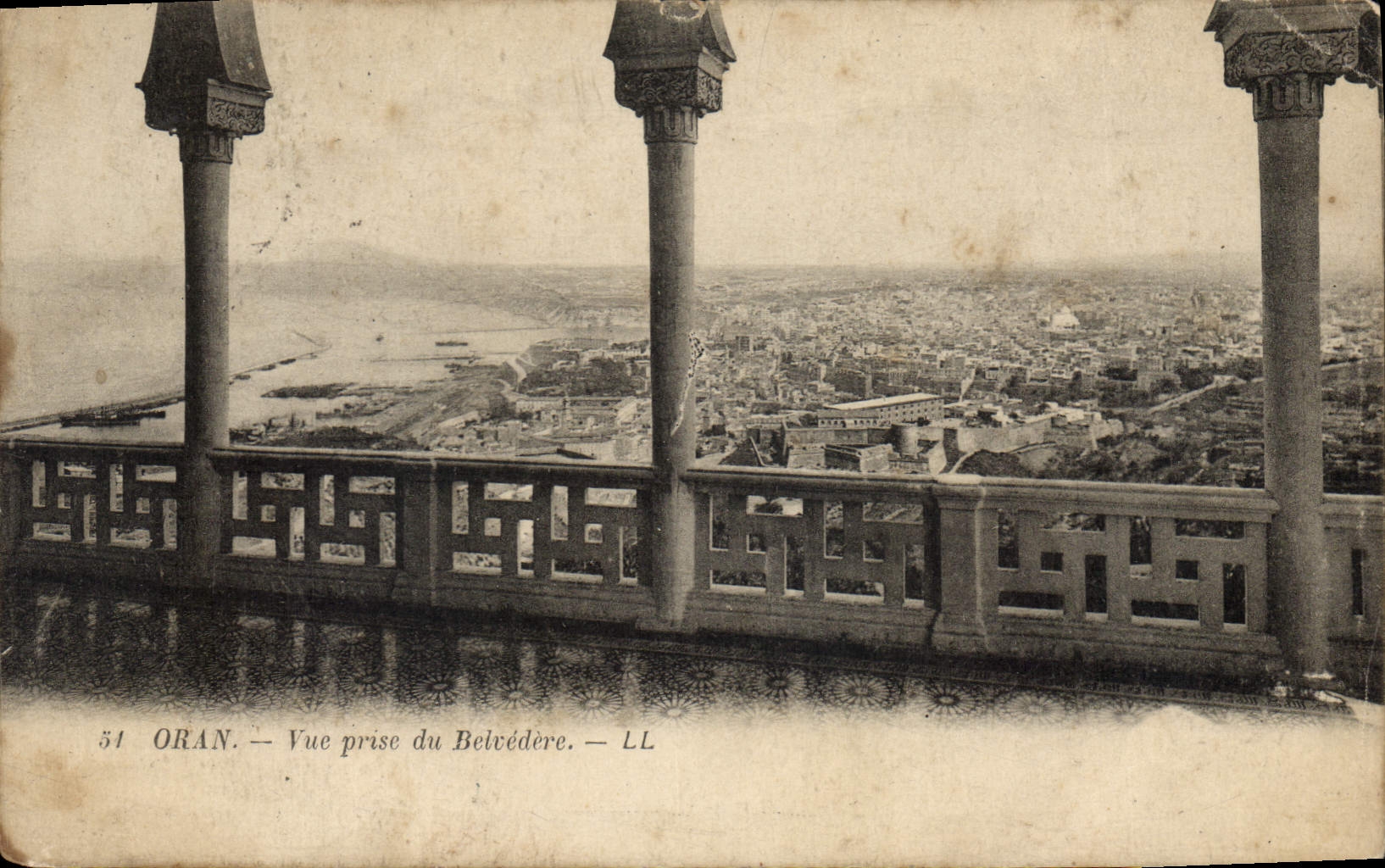 CPA Oran Vue prise du Belvedere 