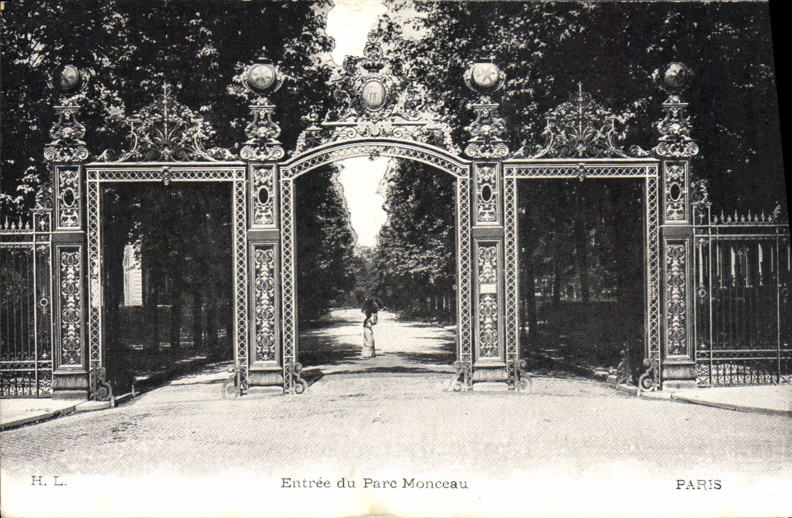 CPA Paris Entree du Parc Monceau