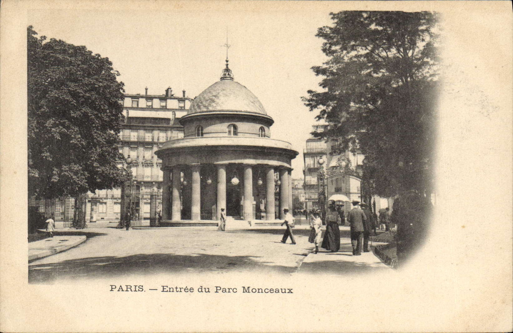 CPA Paris Entree du Parc Monceaux