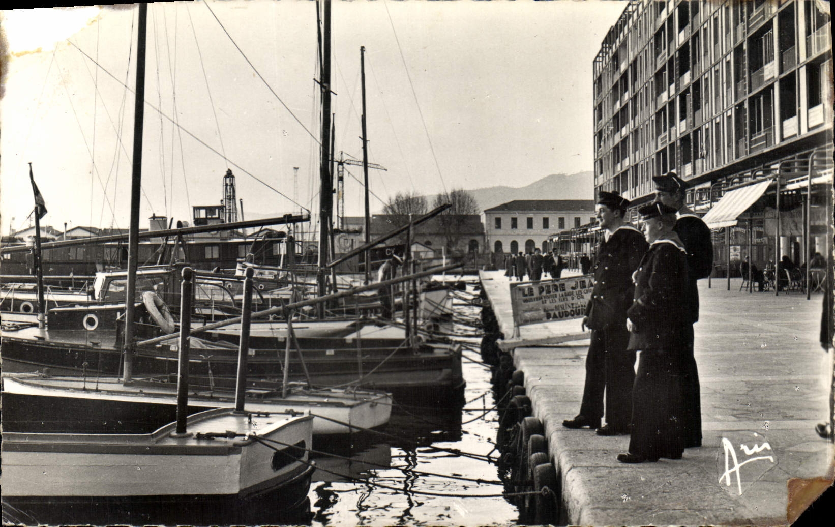 CPA Cote d'Azur Toulon Quai du Port 