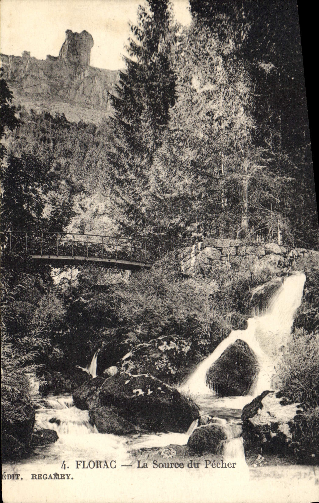 CPA Florac la Source du Pecher 