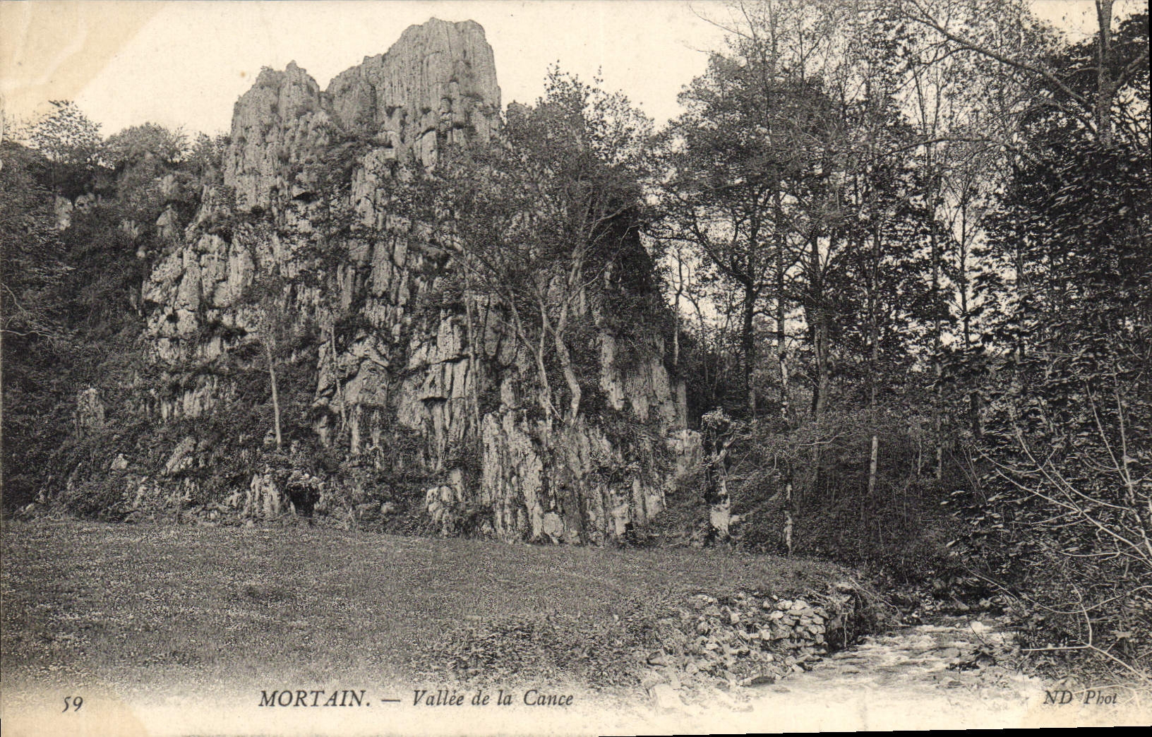 CPA Mortain Vallee de la Cance 