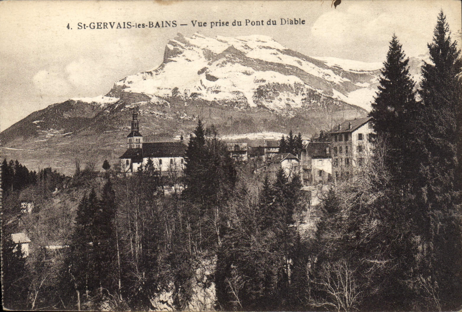 CPA St Gervais les Bains vue prise du Pont du Diable