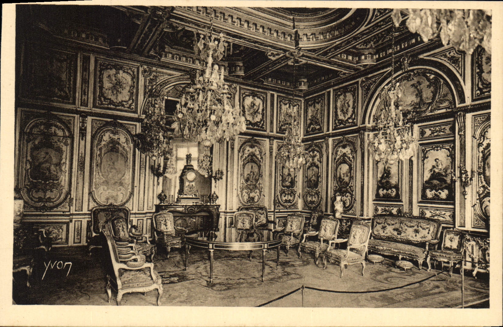 CPA Fontainebleau S et M le Palais Salle du Conseil 