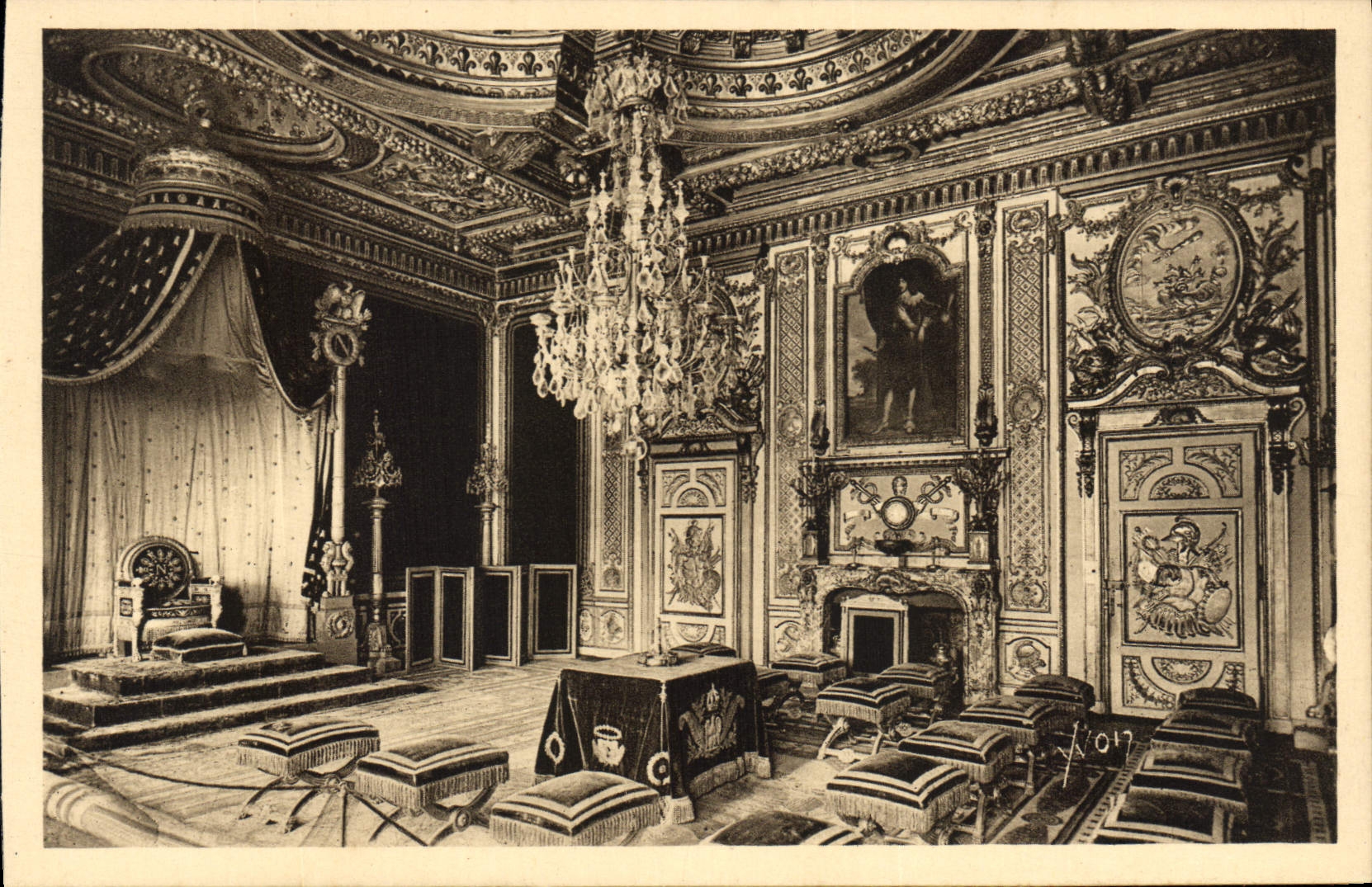 CPA Fontainebleau S et M le Palais Salle du Trone