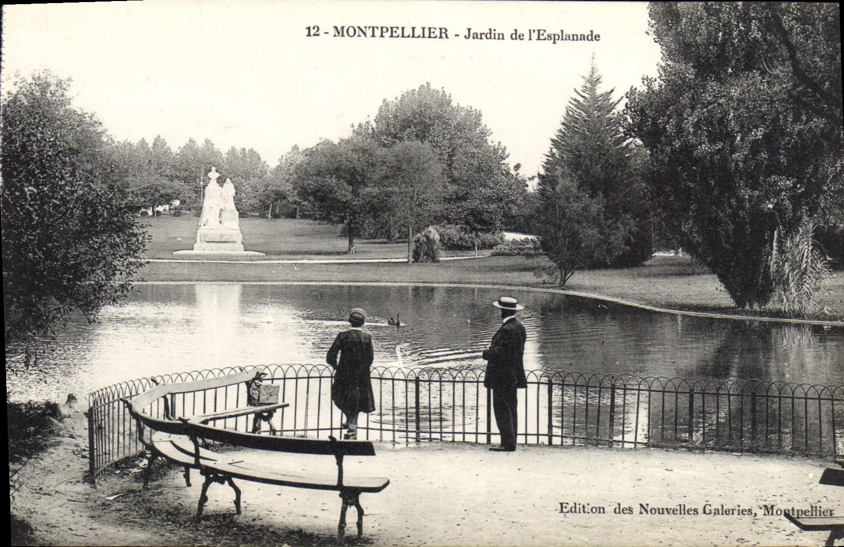 CPA Montpellier Jardin de l'Esplanade 
