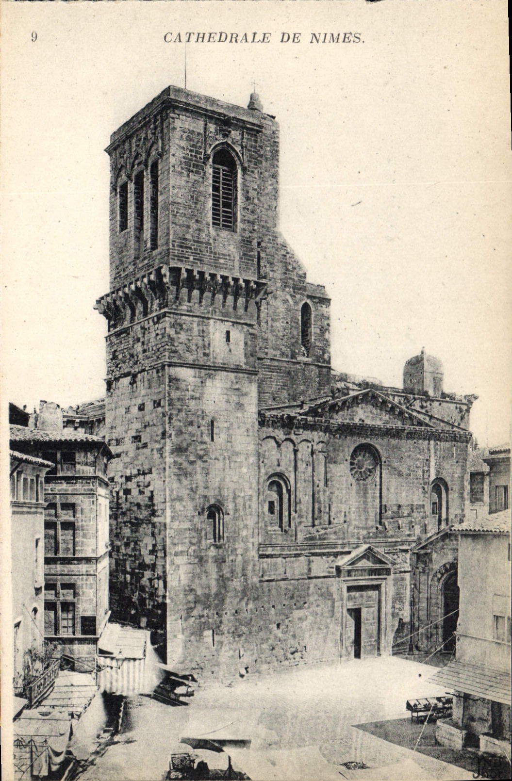 CPA Cathedrale de Nimes 