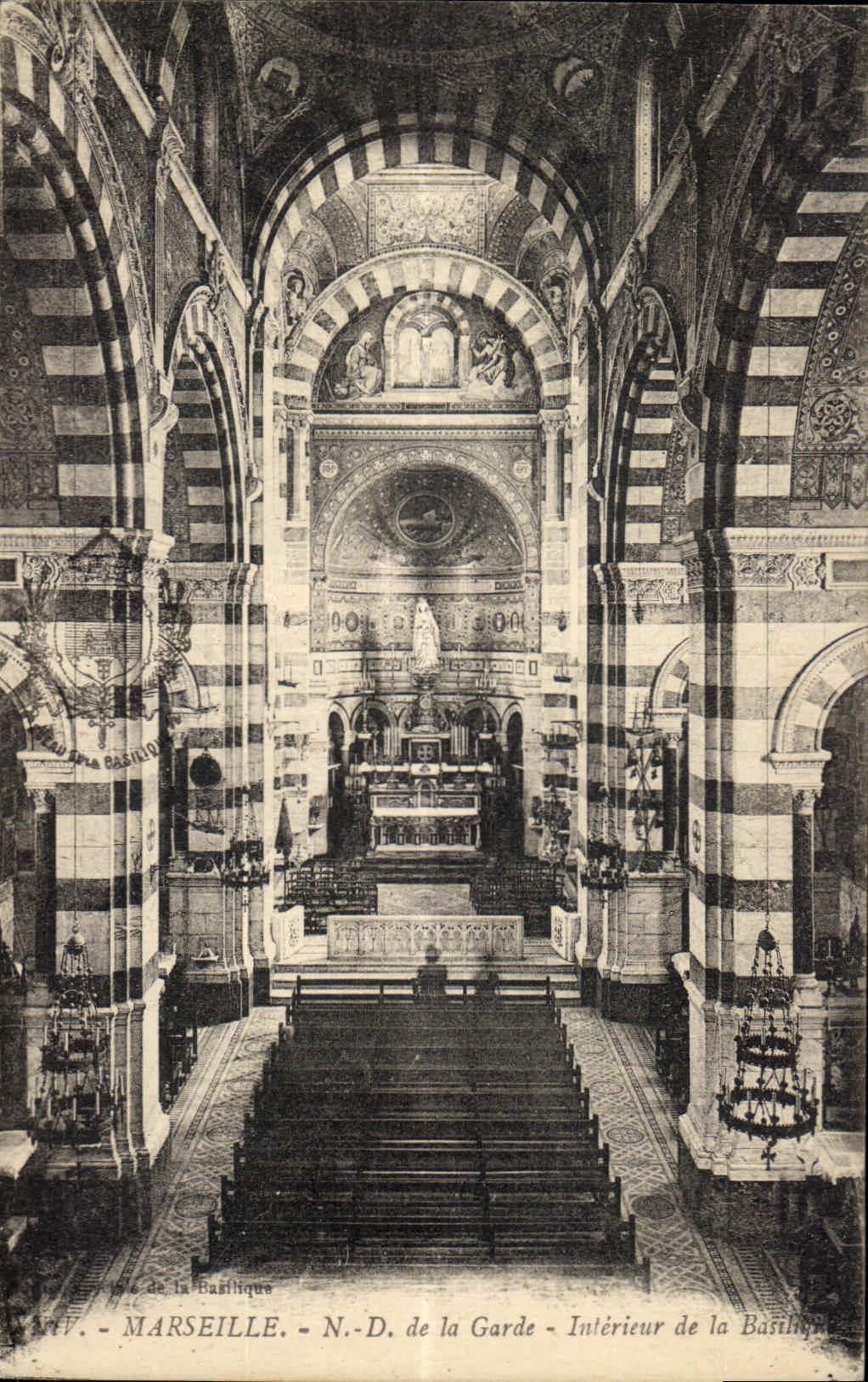 CPA Marseille N D de la Garde Interieur de la Basilique 