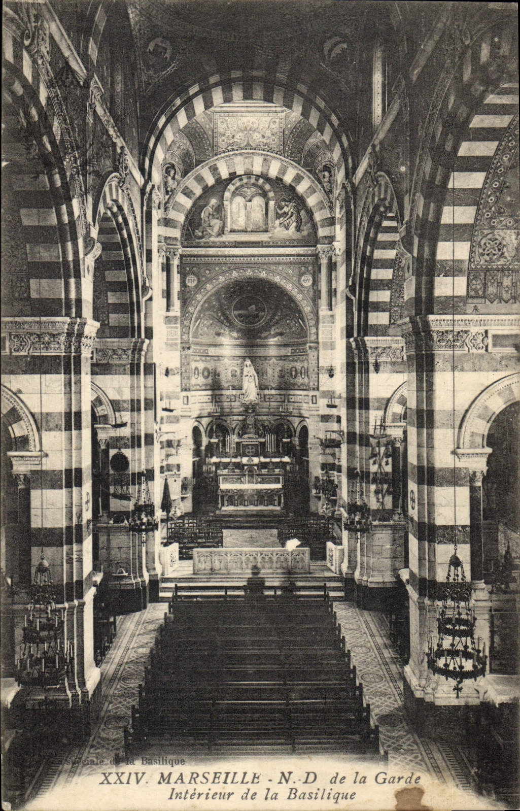 CPA Marseille N D de la Garde Interieur de la Basilique 