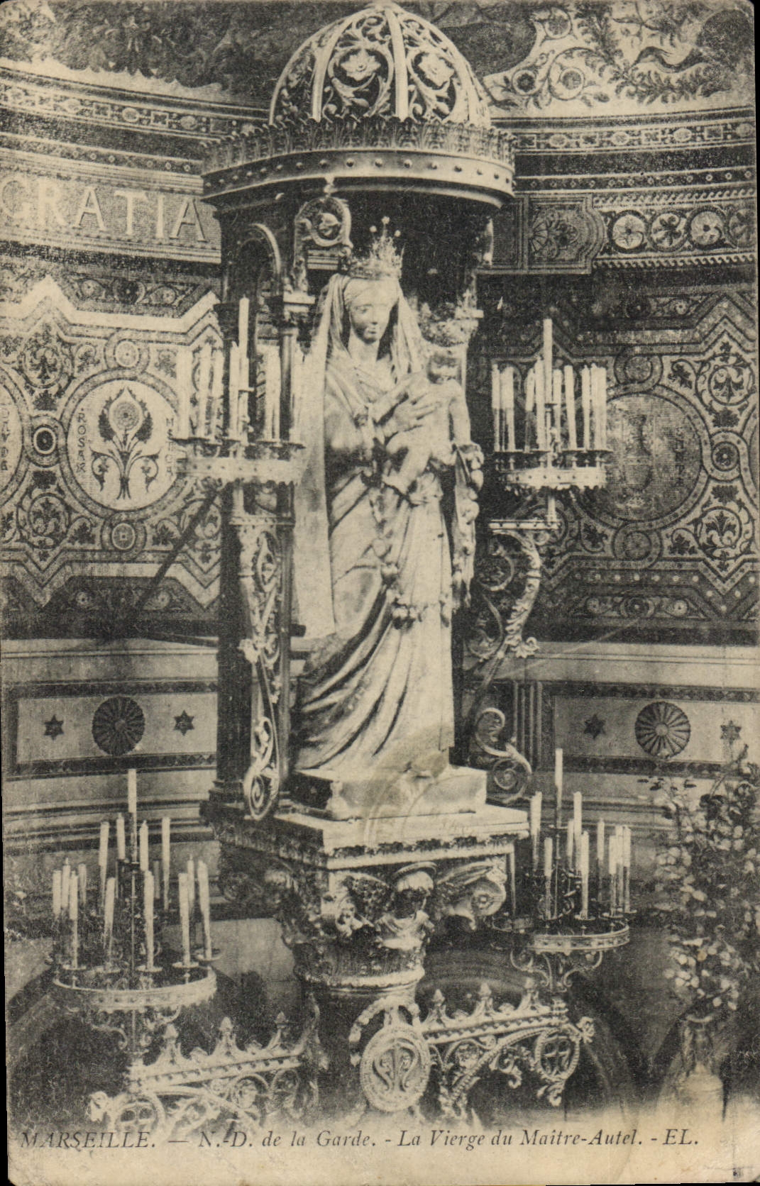 CPA Marseille N D de la Garde la Vierge du Moitre Autel 
