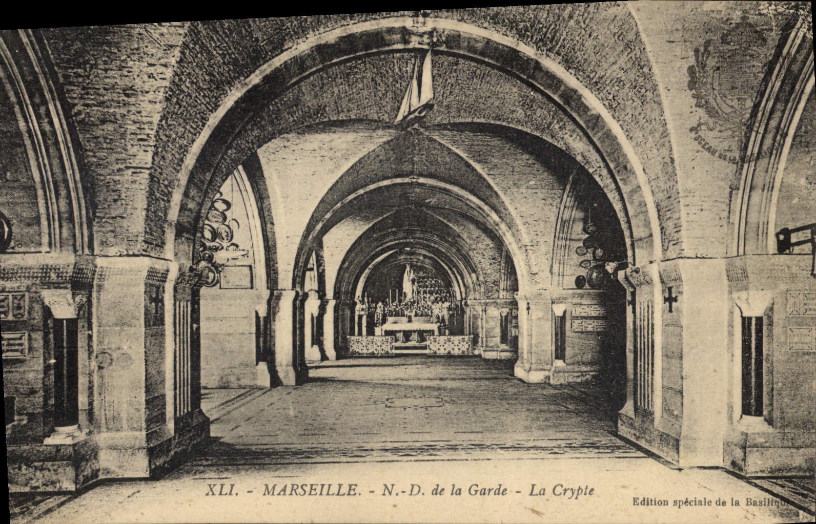 CPA Marseille N D de la Garde La Crypte 